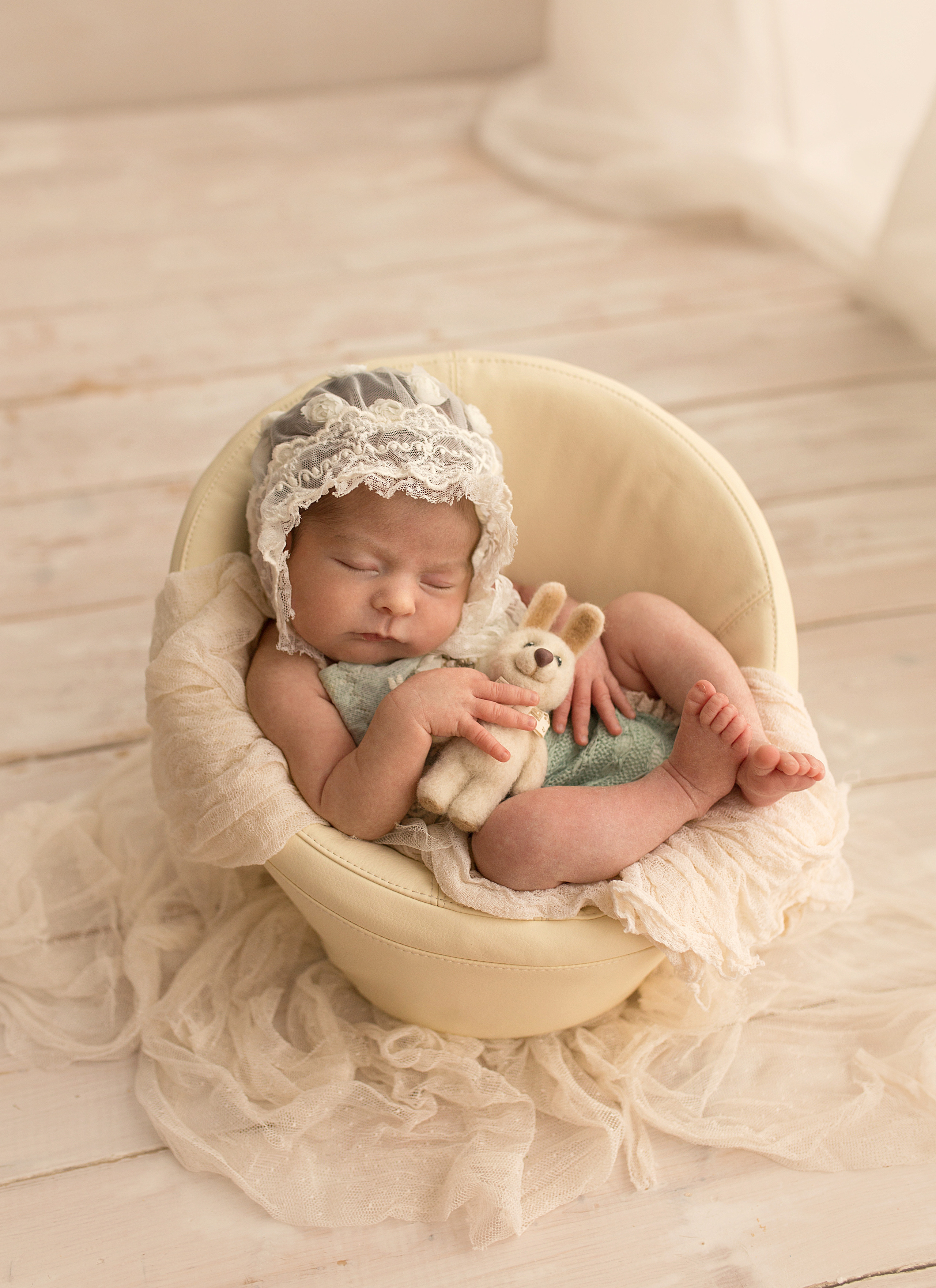 Фотосессия новорождённого. Фотограф новорождённых малышей и детский фотограф В Казани Лана Максим