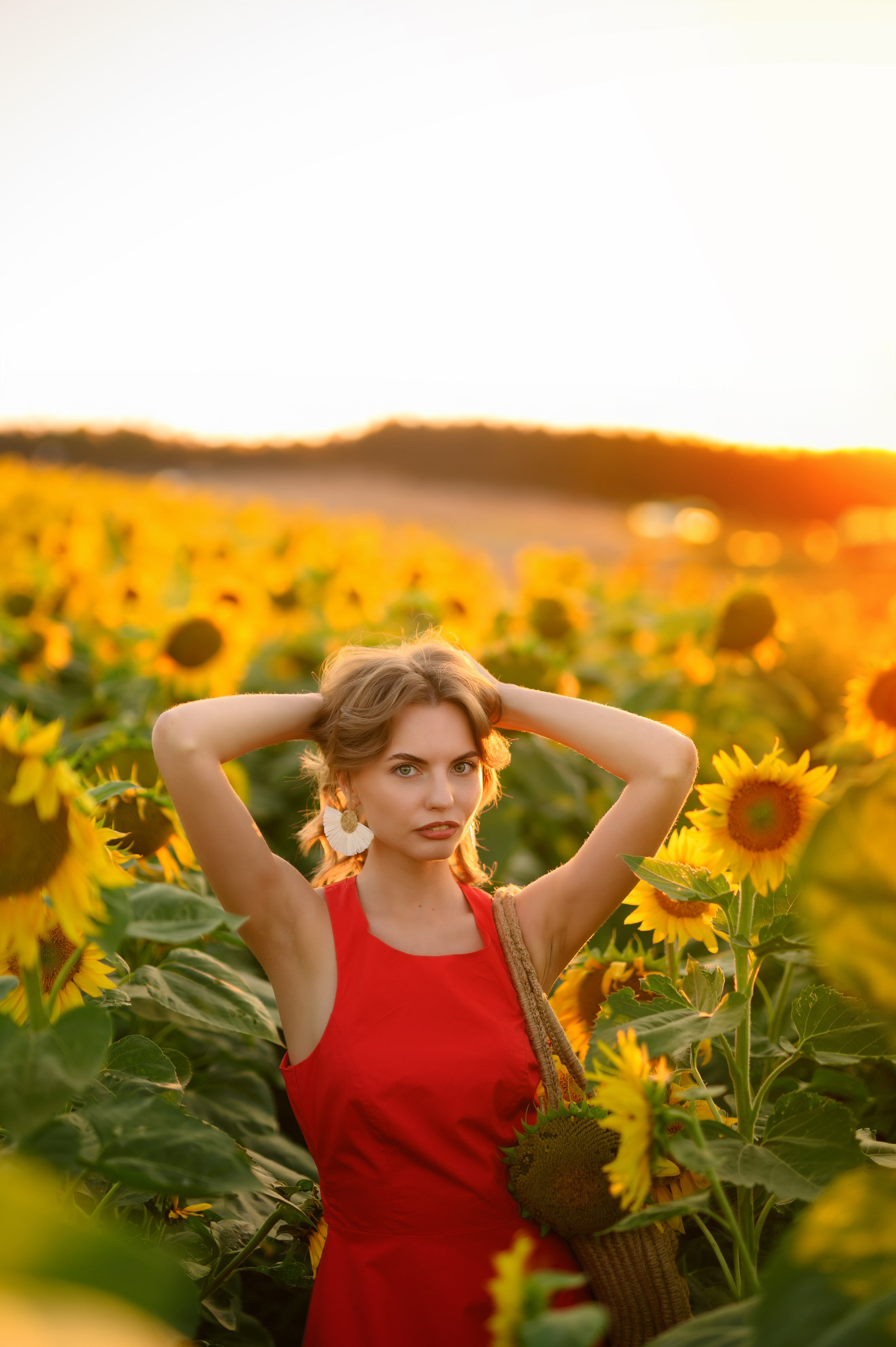 Анна | съемка в подсолнухах. Фотограф в Краснодаре Скубицкая Альбина