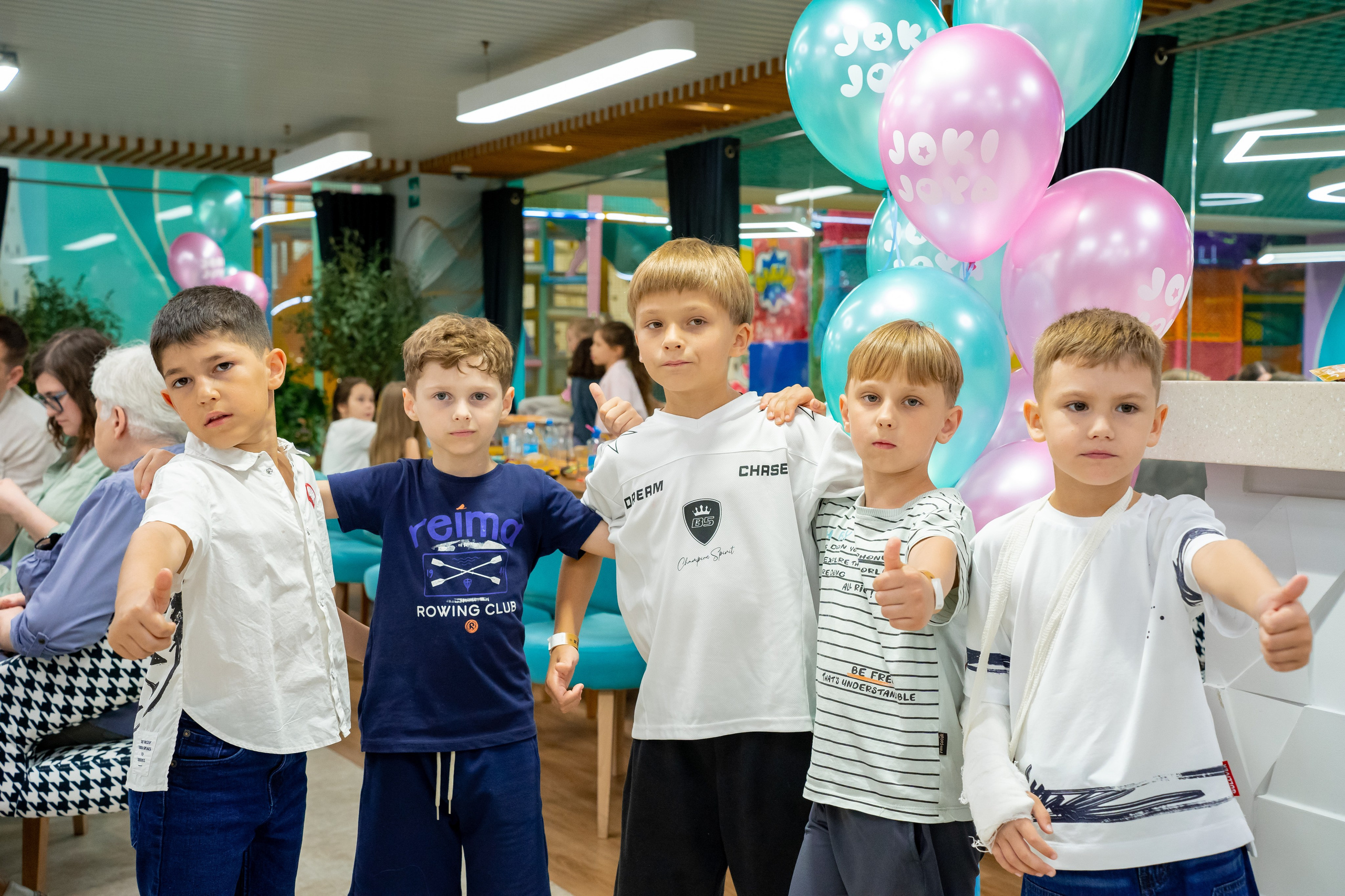 Выпускной Пиццерия. Фотограф Казакова Анастасия