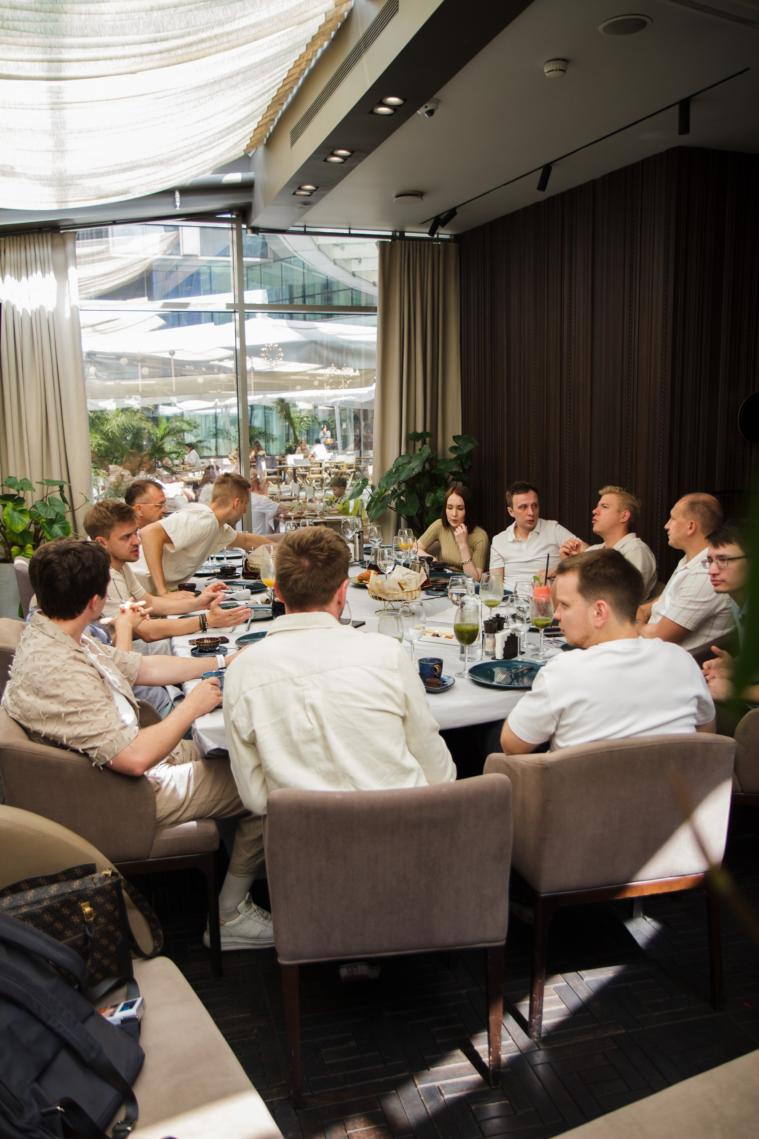 Бизнес-завтрак Германа Гаврилова. Фотограф Москва — личные фотосессии, лавстори в студии