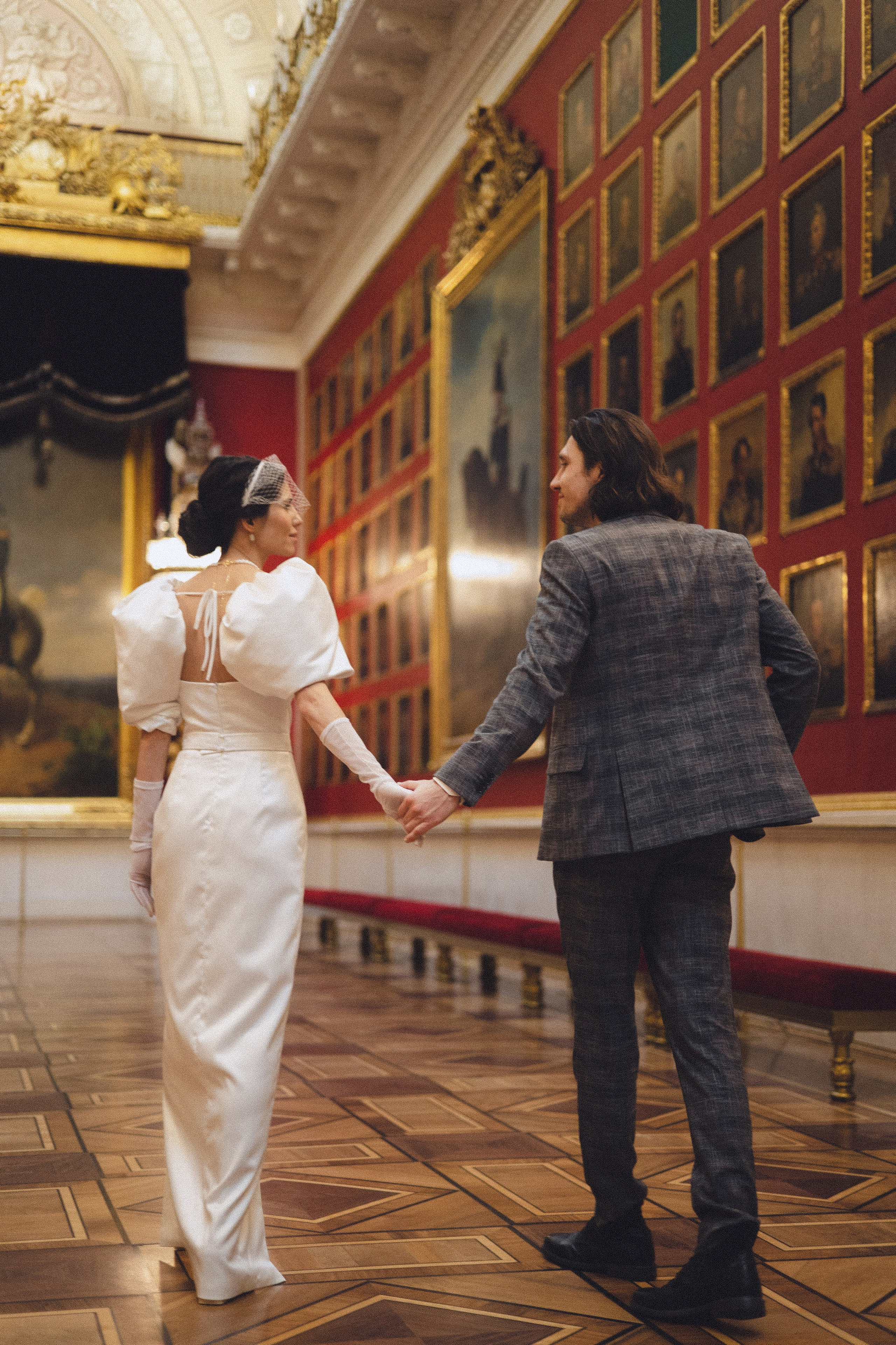 Свадебная съемка в Эрмитаже. Фотограф в Санкт-Петербурге Осокина Елизавета