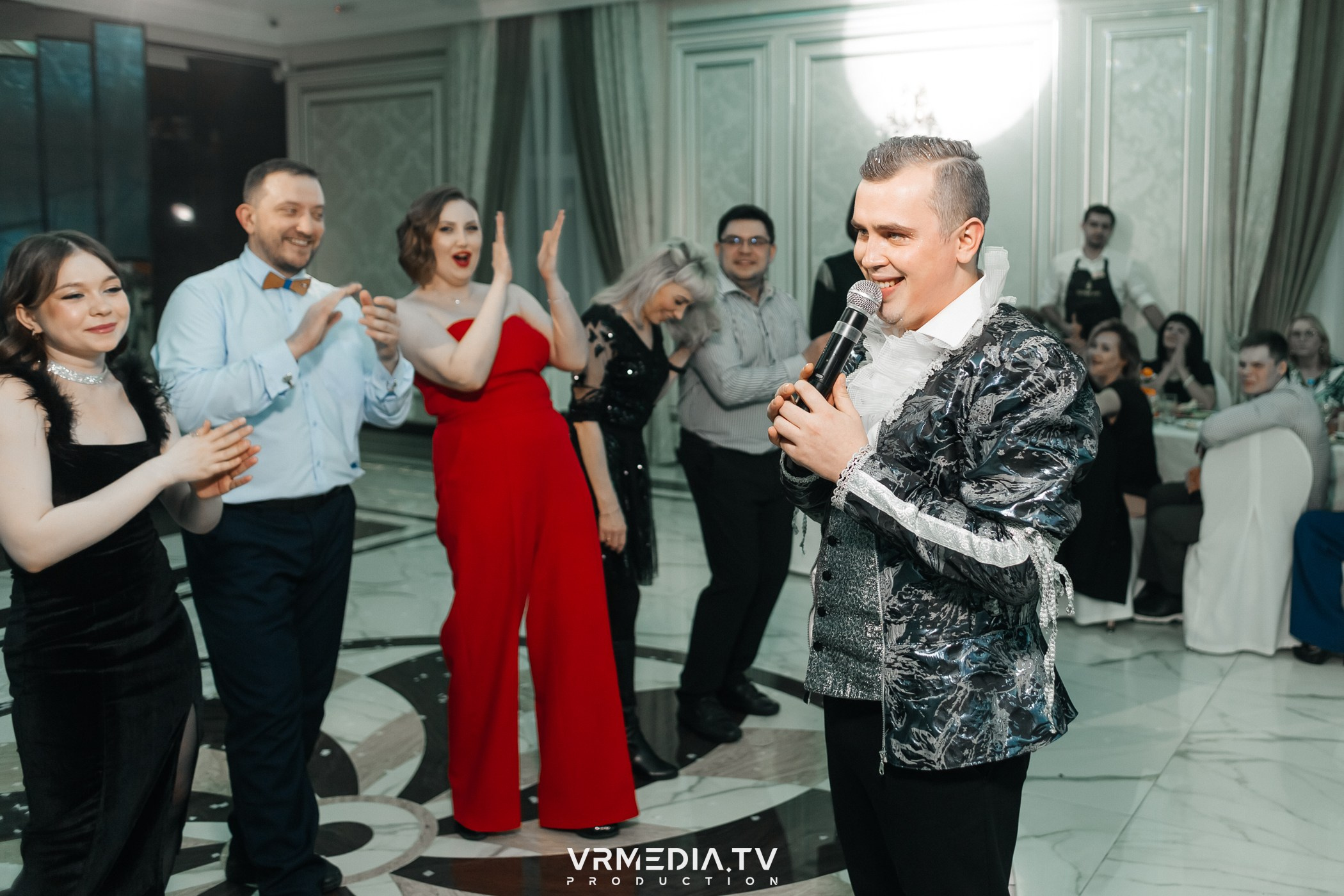 Новогодний вечер в ресторане «Лазурный Берег»