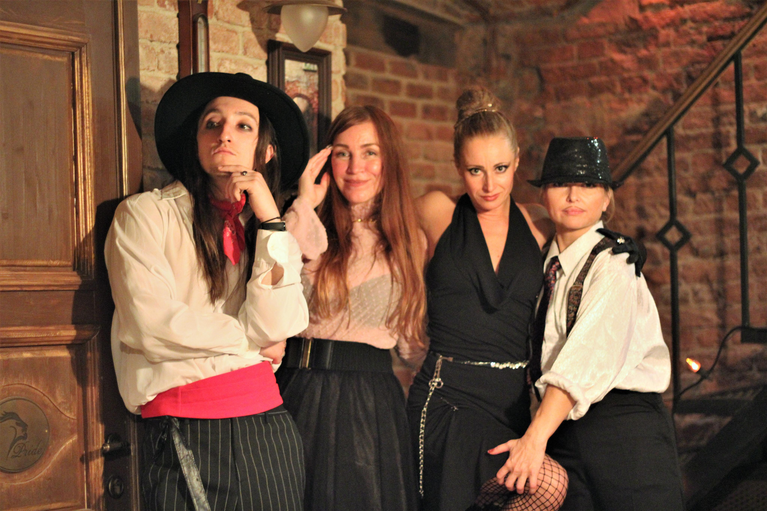 Вечеринка Белла Чао в Арт Лофте Прайд. Позитивный контент-фотограф в Санкт-Петербурге Мария Устинова