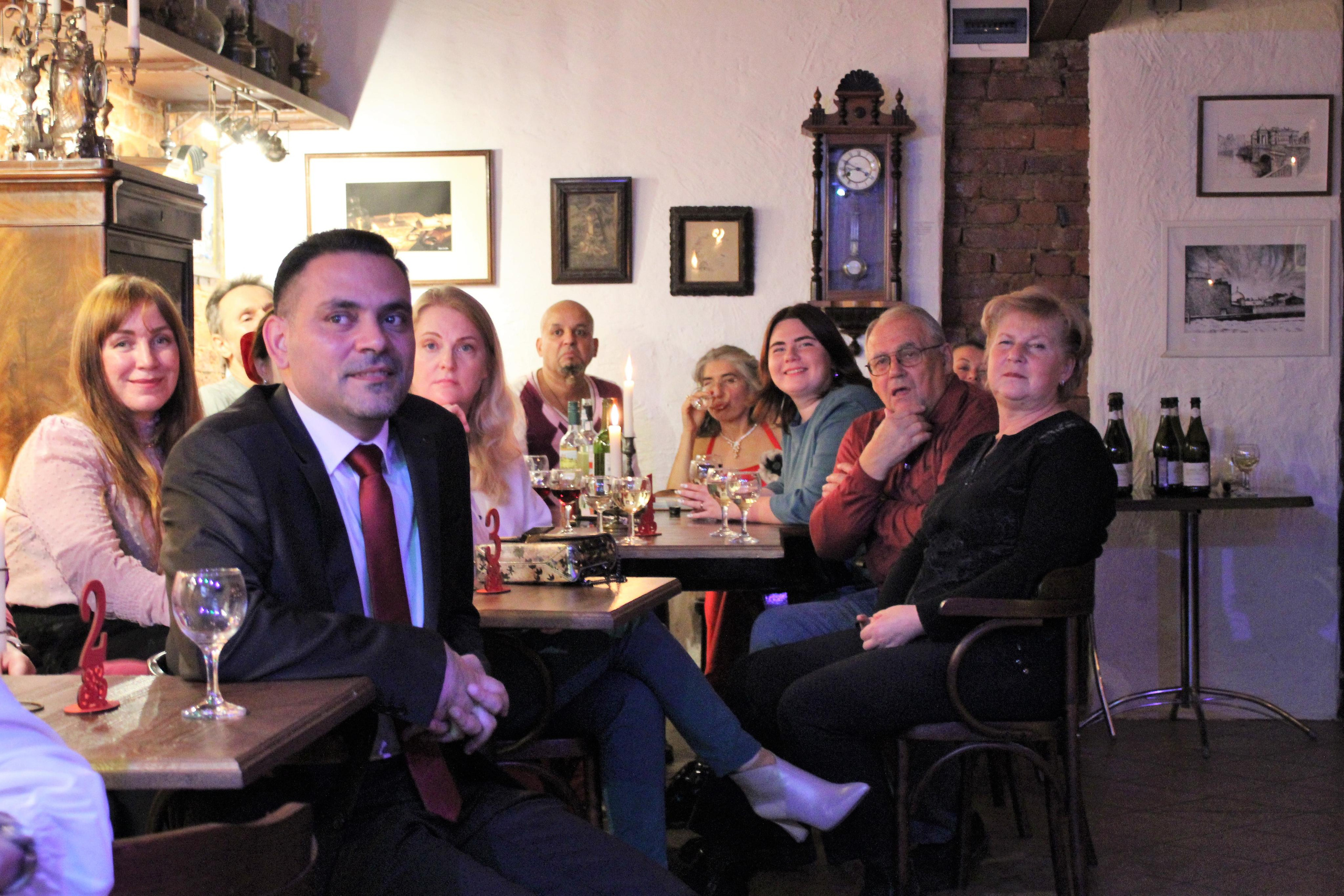 Вечеринка Белла Чао в Арт Лофте Прайд. Позитивный контент-фотограф в Санкт-Петербурге Мария Устинова