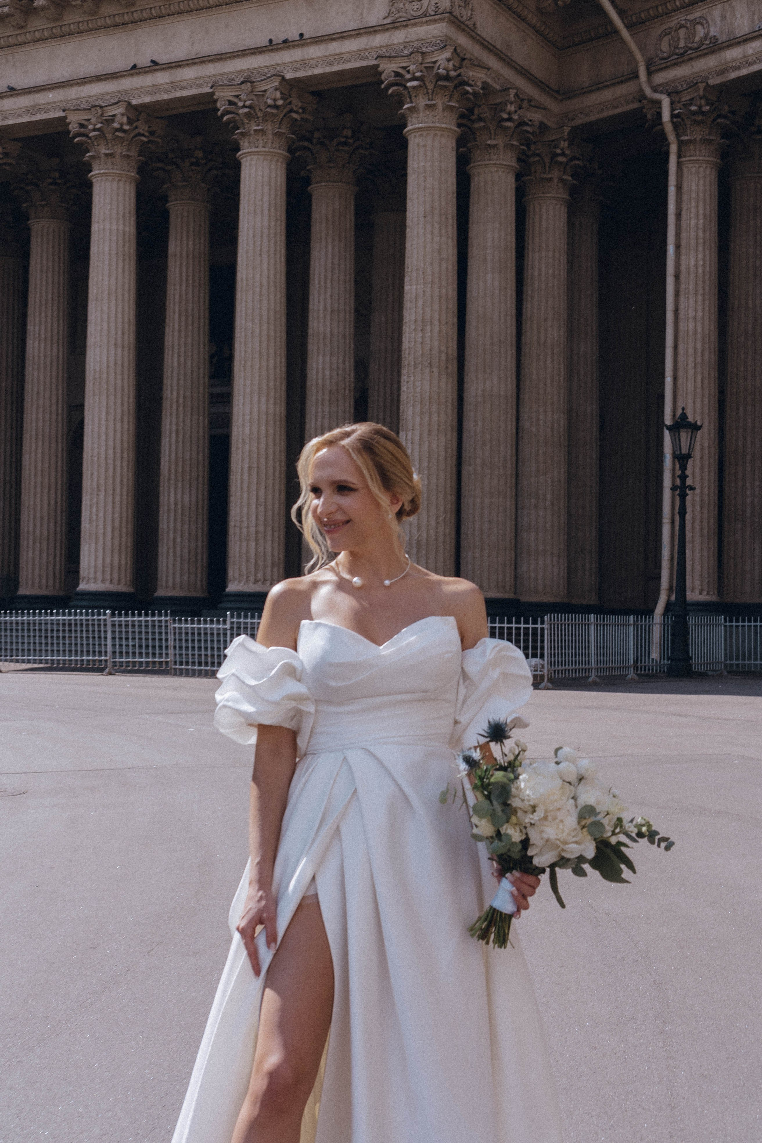 СВАДЕНБНАЯ СЬЕМКА НА КАТЕРЕ ПО КАНАЛАМ САНКТ-ПЕТЕРБУРГА И В АКВАТОРИИ НЕВЫ. Профессиональный фотограф, Санкт-Петербург — Виктория Богомолова