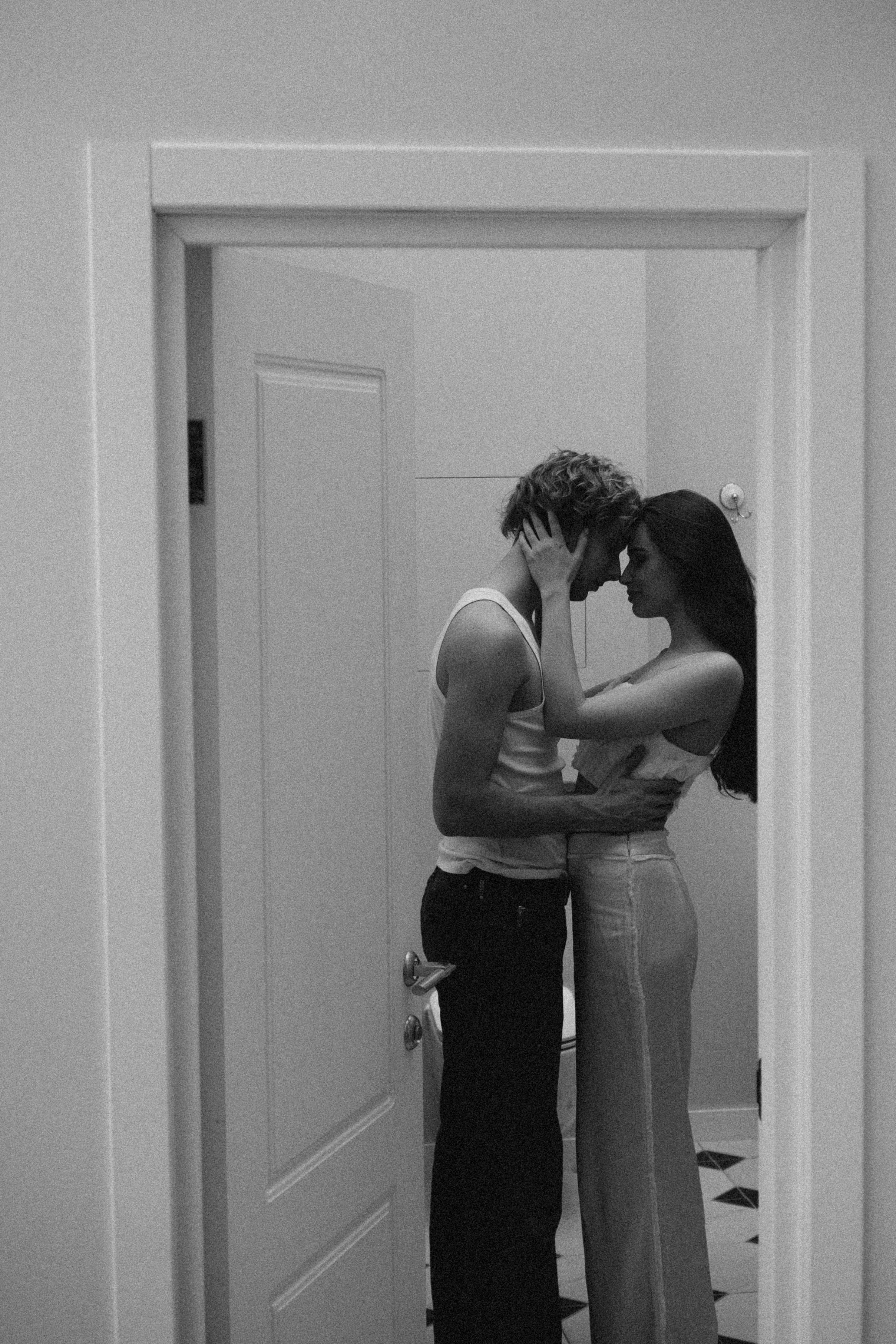 СВАДЕБНАЯ СЬЕМКА В ОТЕЛЕ. СБОРЫ ЖЕНИХА И НЕВЕСТЫ И ТАКЖЕ ТОР И ПОДГОТОВКА К ПРОГУЛКЕ. Профессиональный фотограф, Санкт-Петербург — Виктория Богомолова