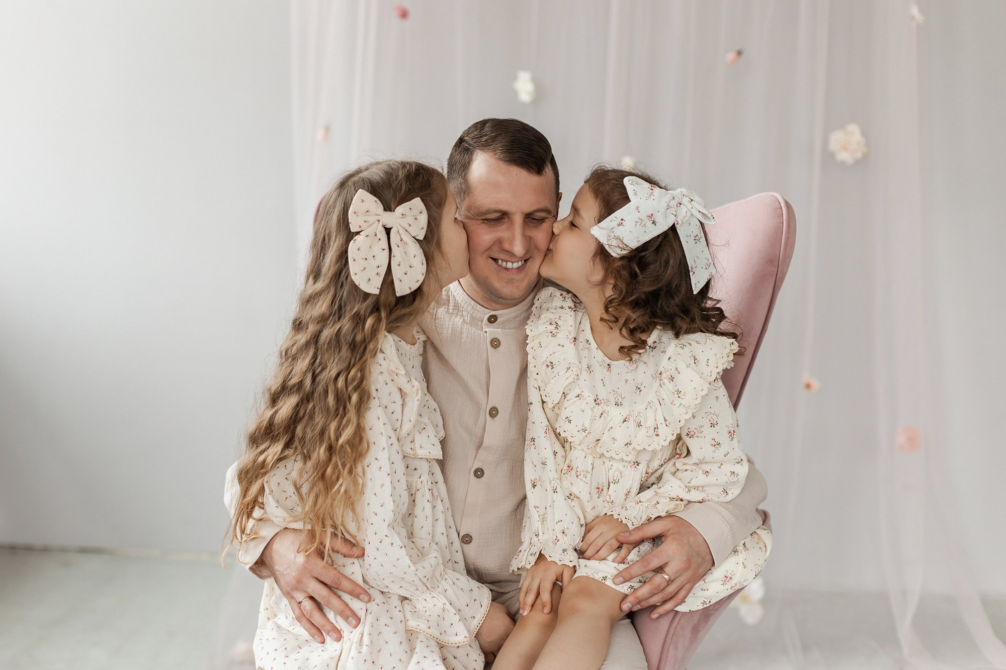 В ожидании сестрёнки. Семейный фотограф новорождённых в Серпухове Юлия Новикова +79637785957