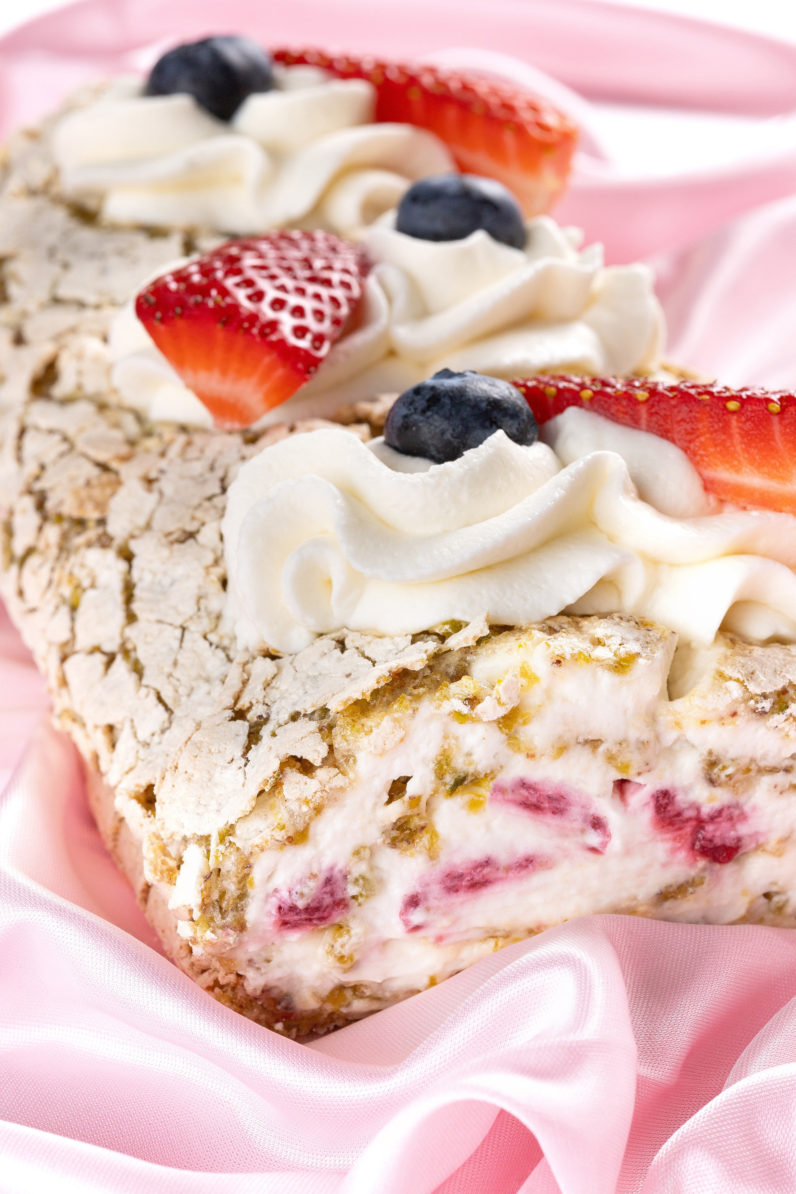 Фотосессия десертов для рекламы Астана. Рекламный фуд фотограф и видеограф в Астане Алина Лысенко