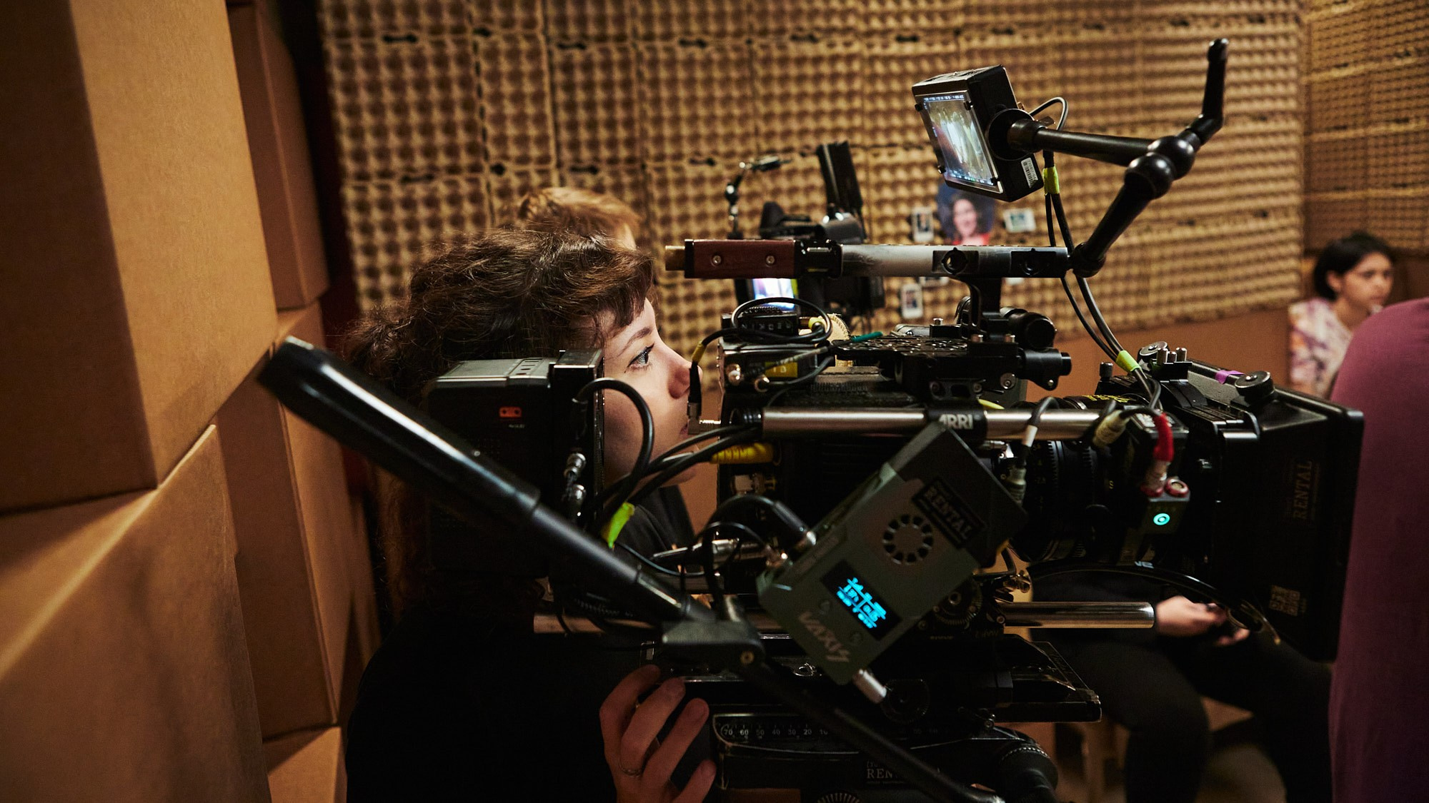 Бэкстейдж сериала «Школота» — репортажная фотосъёмка съёмочного процесса. Репортажный фотограф в Москве — Дмитрий Тарасов | Съёмка мероприятий, концертов, корпоративов