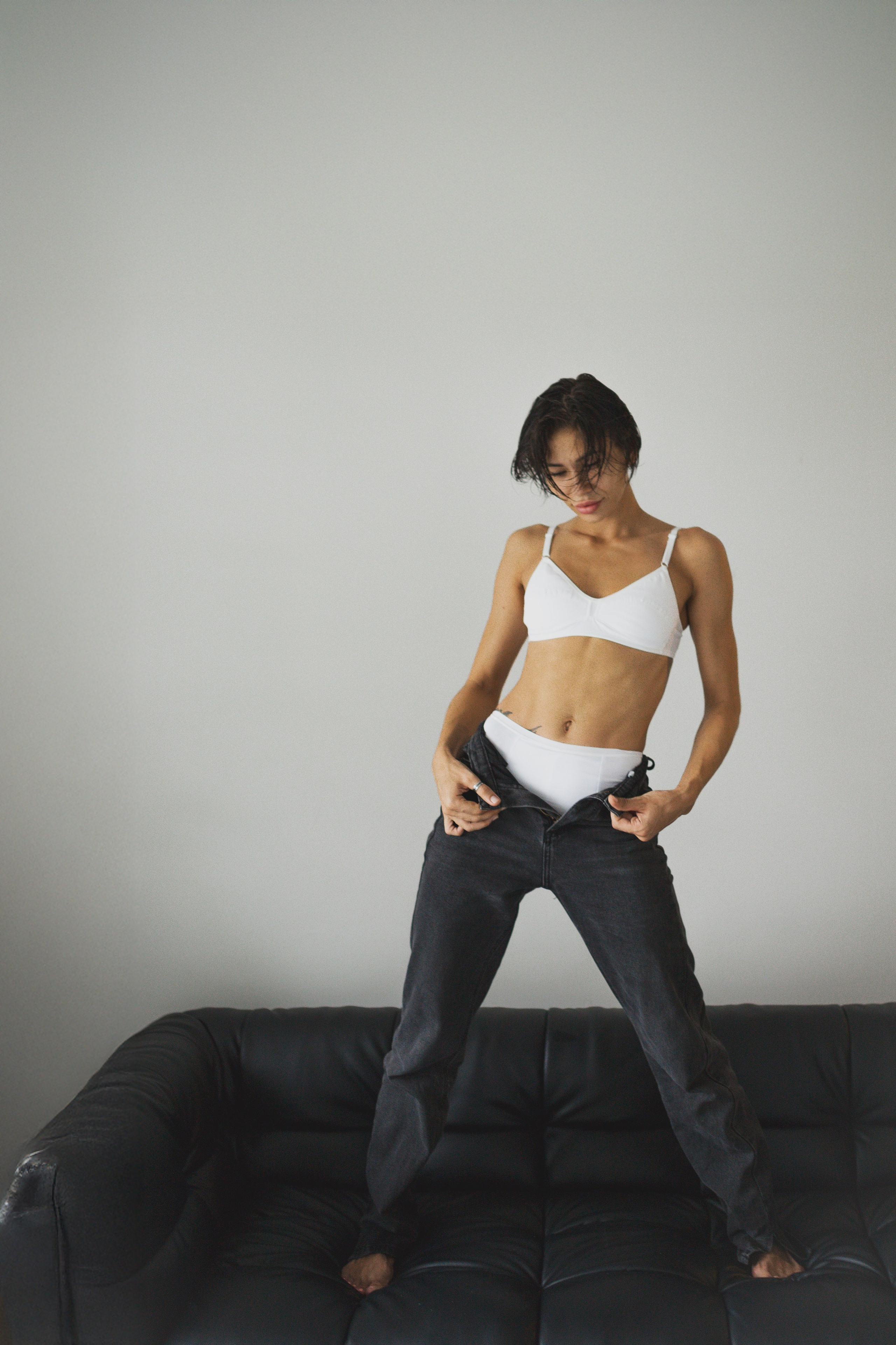 Алина в студии Нячанг. Главная