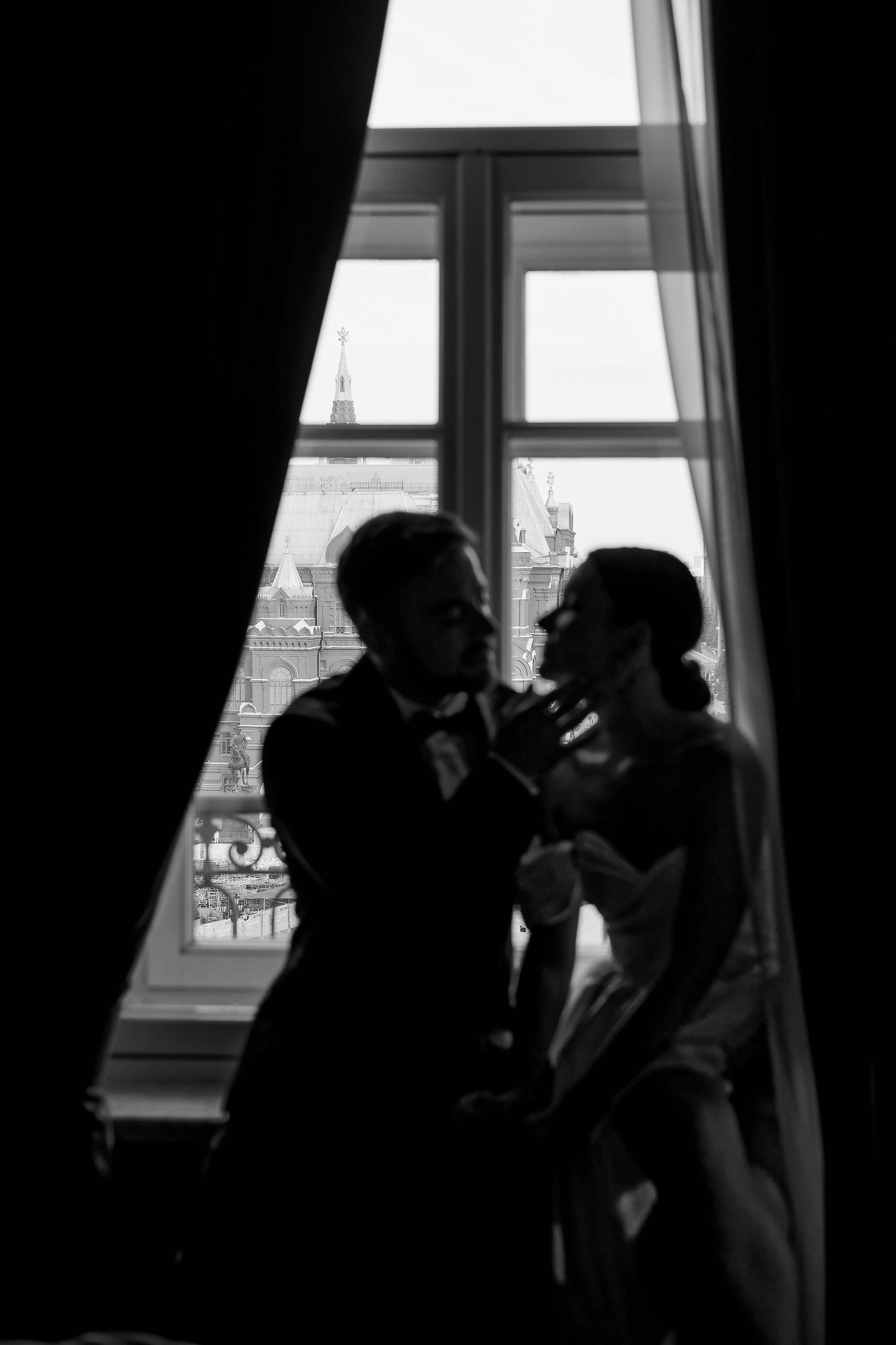 Классическая свадьба в самом центре сердце Москвы в отеле «Националь». Tarasov-stroganova.ru