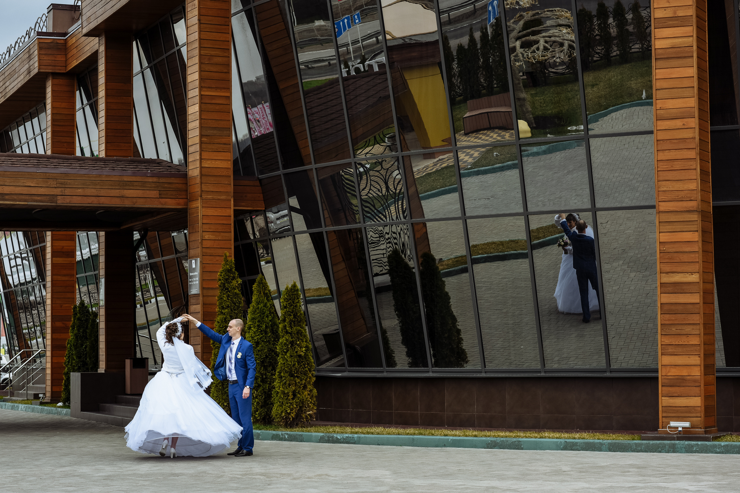 Свадебная съемка в отеле Ветряков. Свадебный и семейный фотограф в Воронеже и за границей
