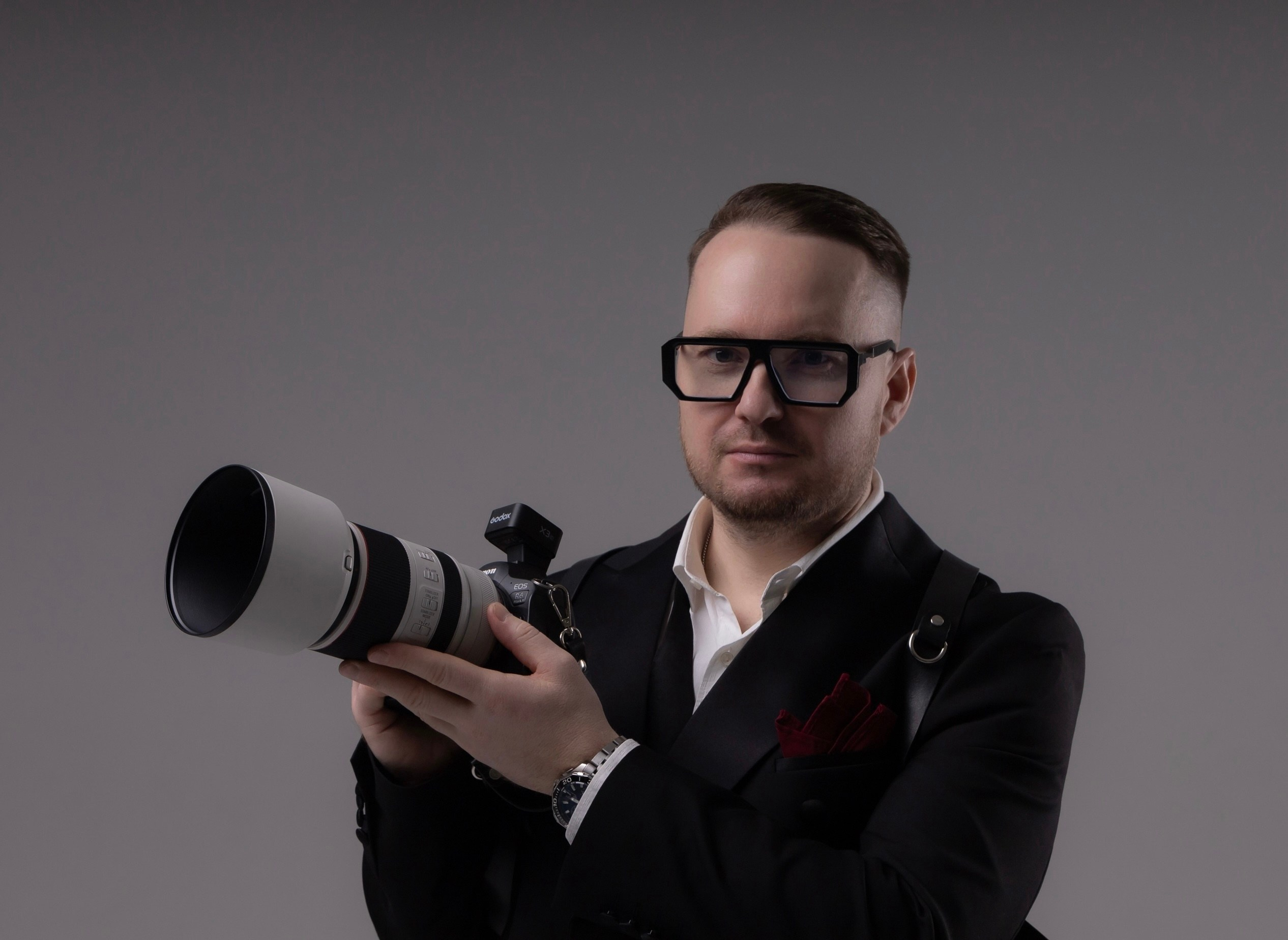 Фотограф свадебный, репортажный, индивидуальный, фото для маркетплейсов, брендов, автосалонов