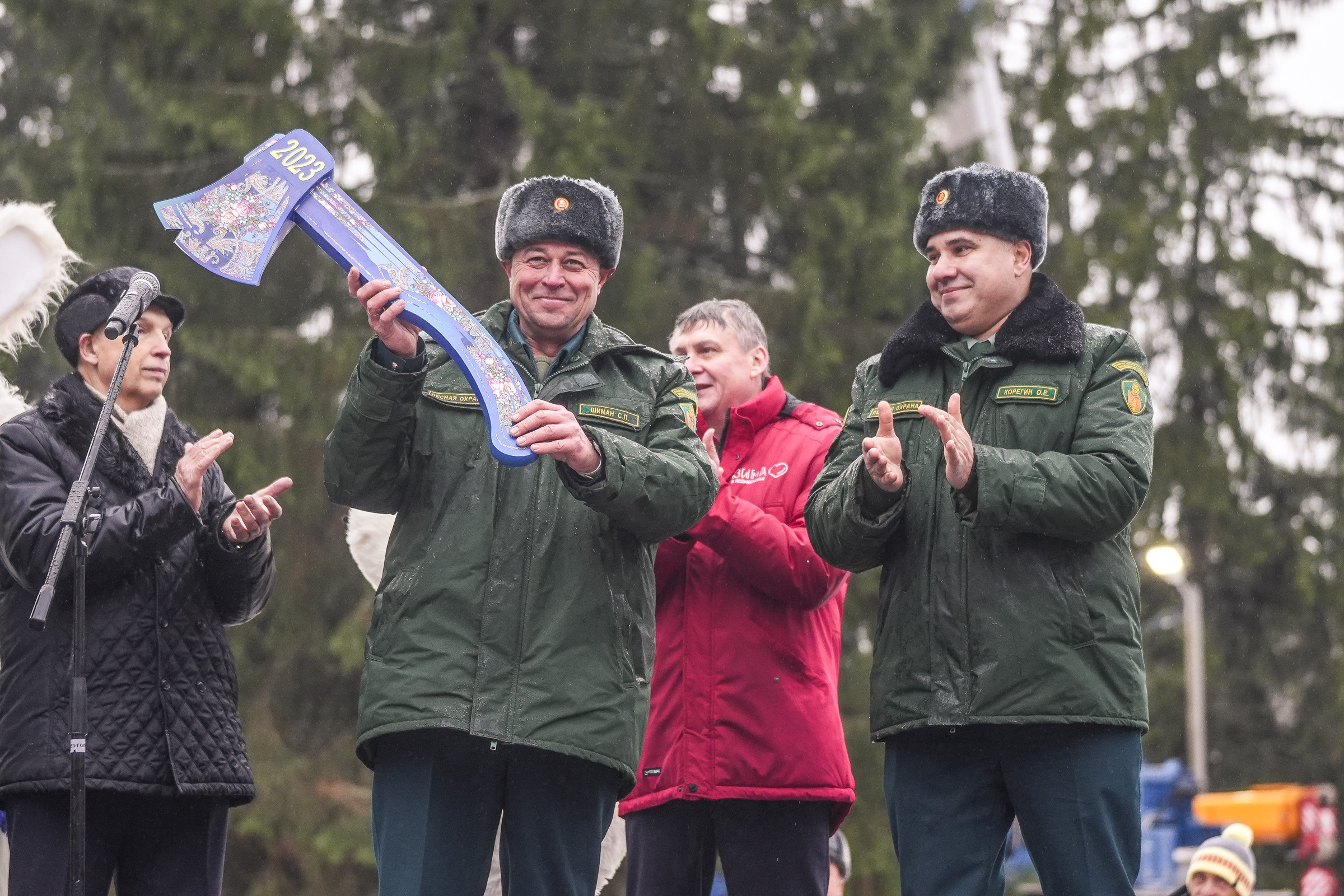 Спил Кремлевской ёлки под Волоколамском. Event фотограф Степанова Александра