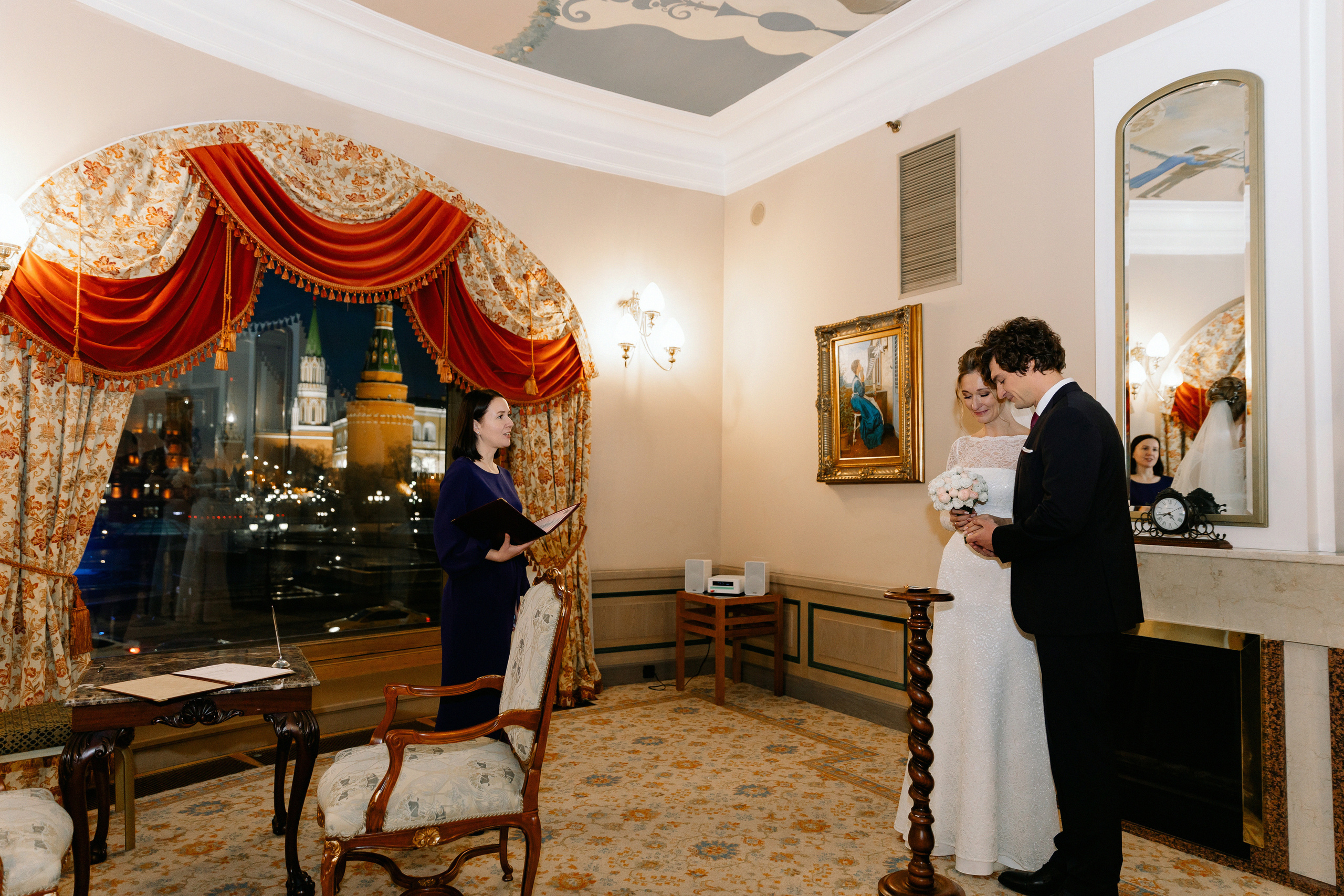 АРХИВ Полина и Егор. Отель Националь. Свадебный фотограф Москва