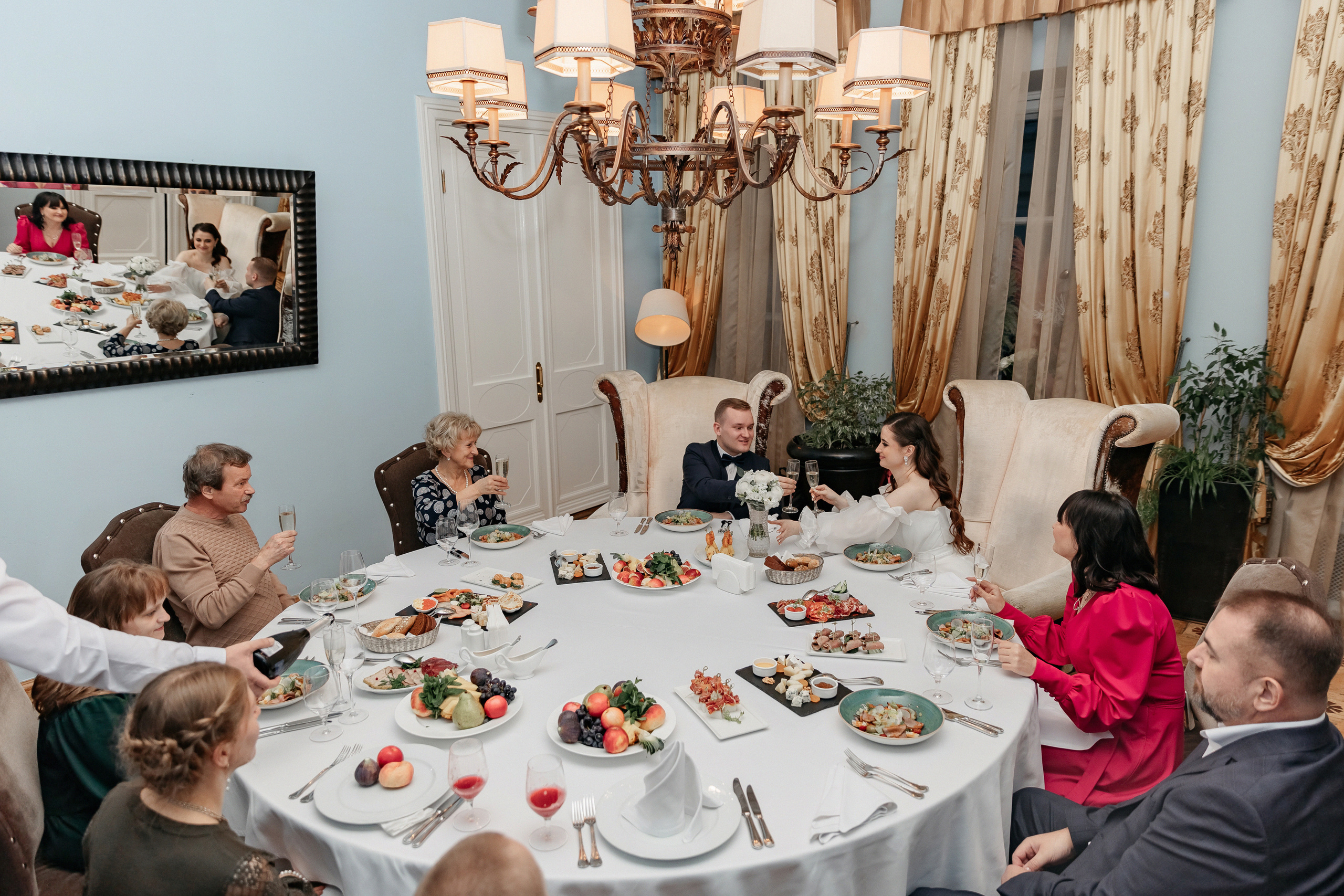 АРХИВ Ангелина и Денис: Отель Мовенпик, Аптекарский огород, ресторан Гусятникофф. Свадебный фотограф Москва