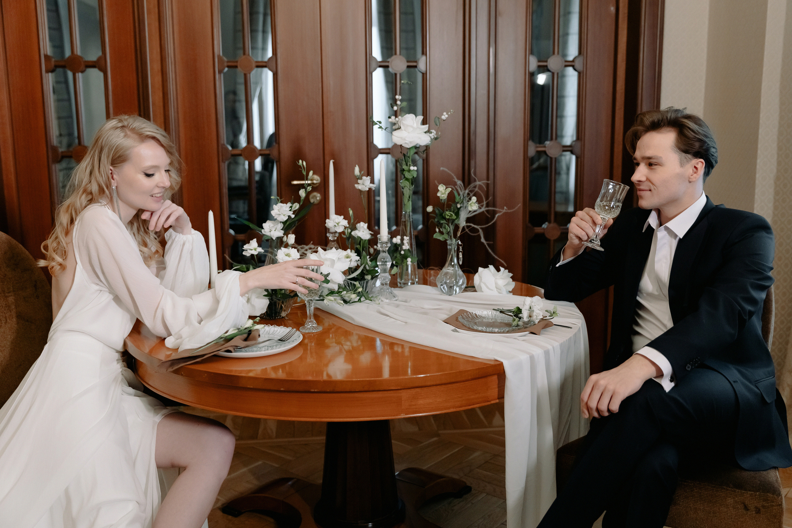 Никита и Мария: отель Хилтон Ленинградская. Свадебный фотограф Москва