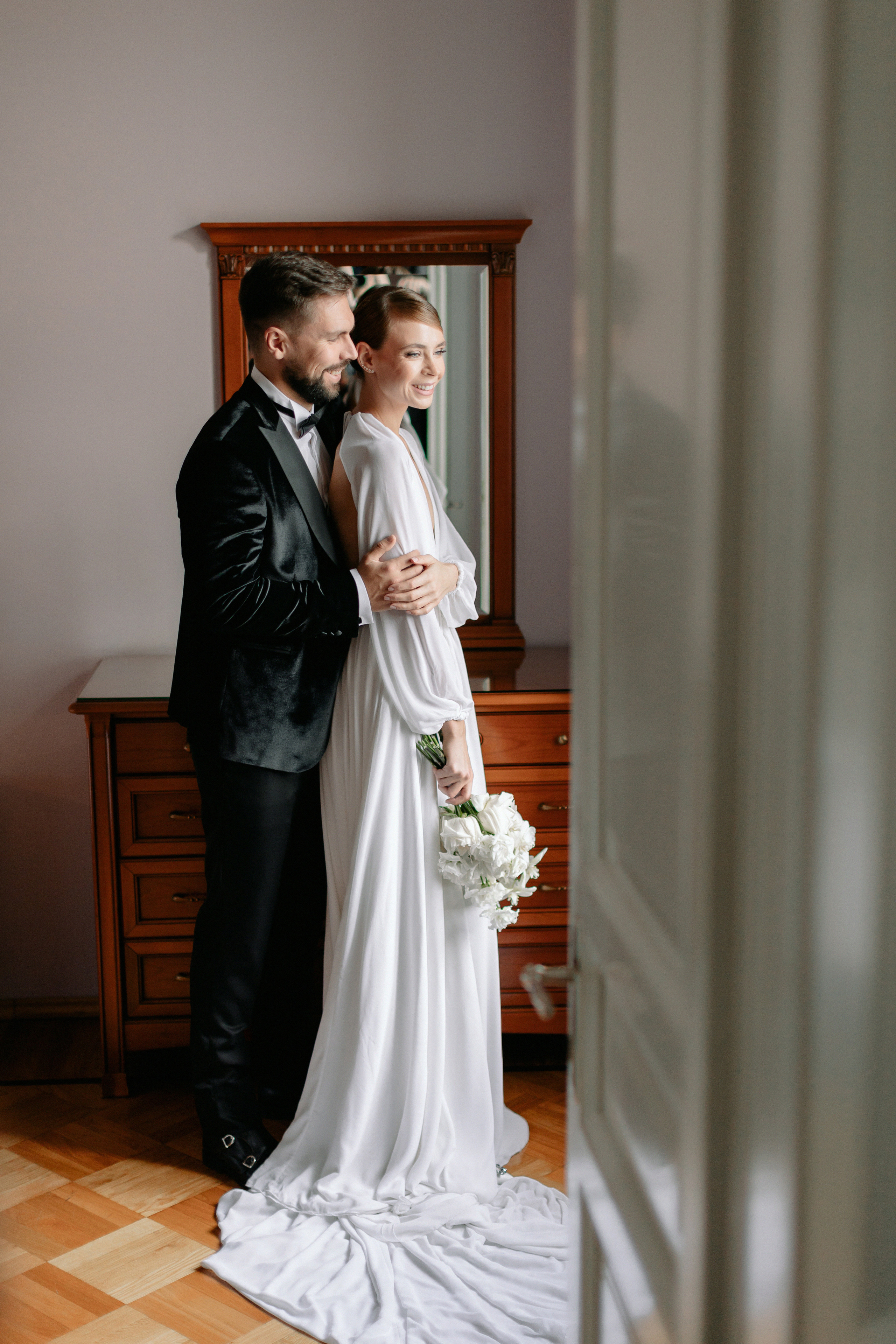 Роберт и Луиза: свадебный день в отеле НАЦИОНАЛЬ. Свадебный фотограф Москва