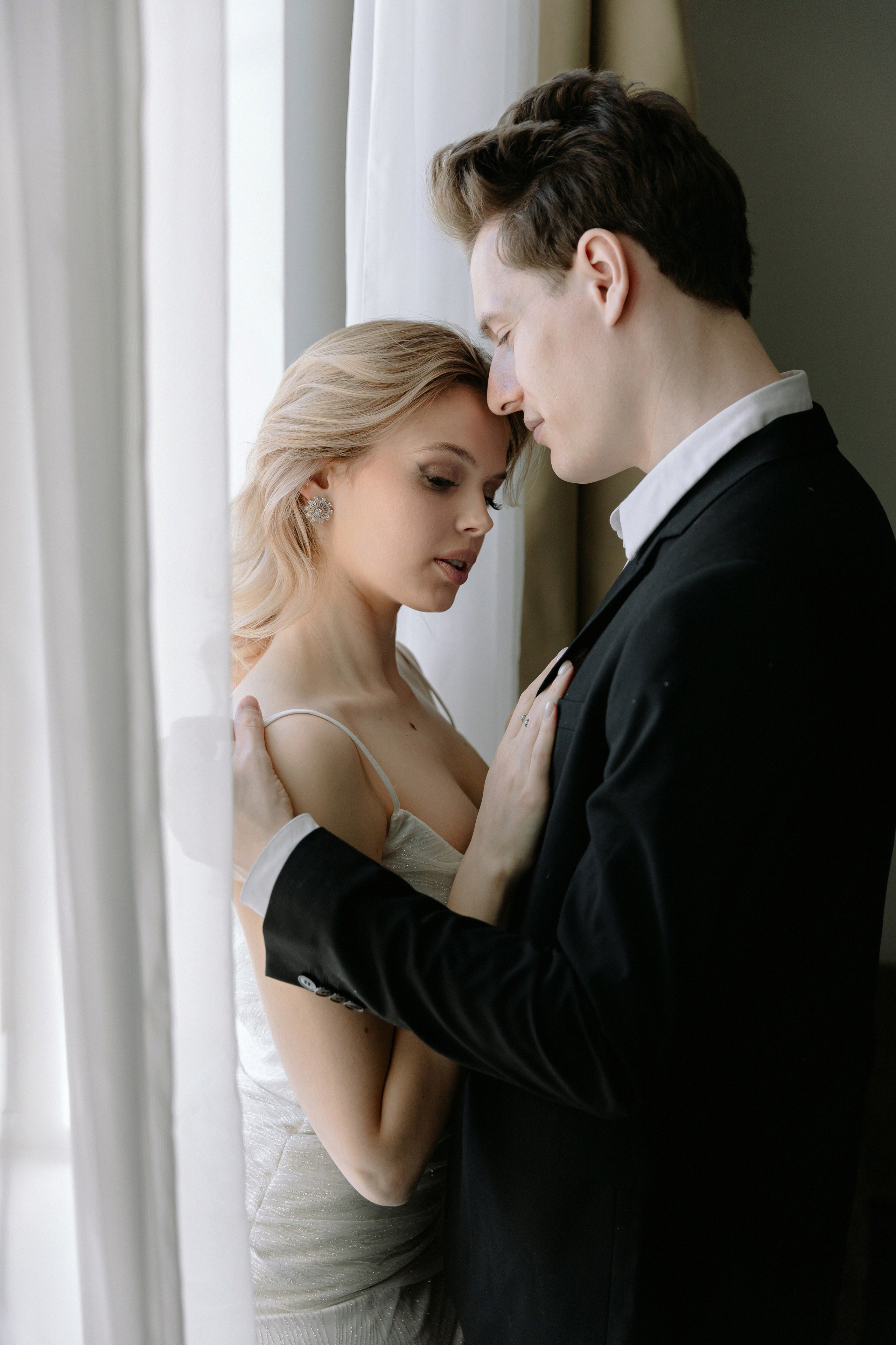 АРХИВ Лиза и Виталий: отель Люмьер. Свадебный фотограф Москва