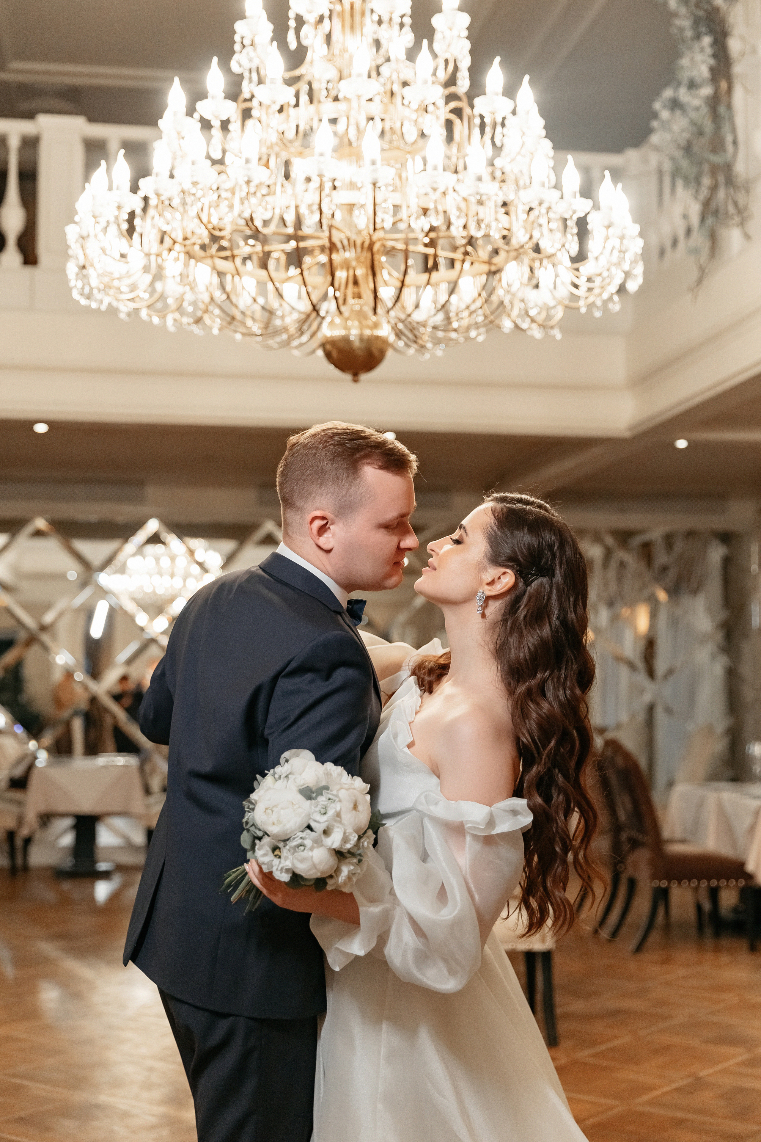 АРХИВ Ангелина и Денис: Отель Мовенпик, Аптекарский огород, ресторан Гусятникофф. Свадебный фотограф Москва