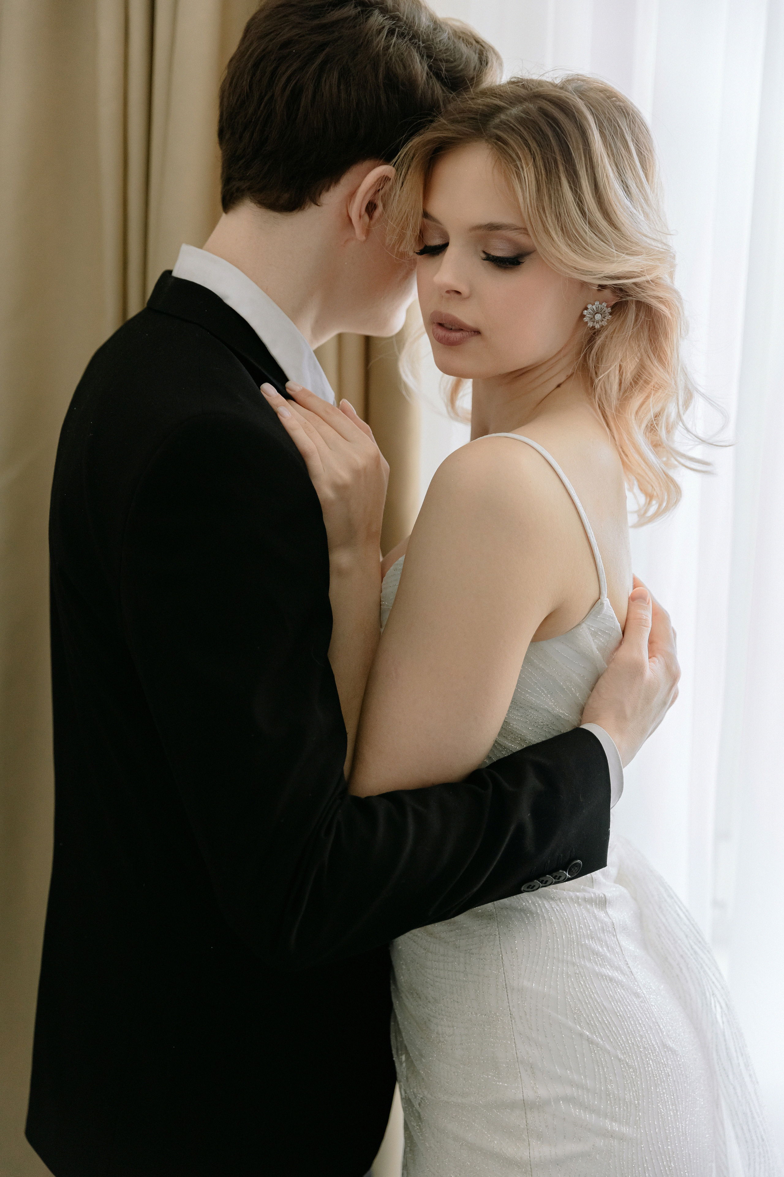 АРХИВ Лиза и Виталий: отель Люмьер. Свадебный фотограф Москва