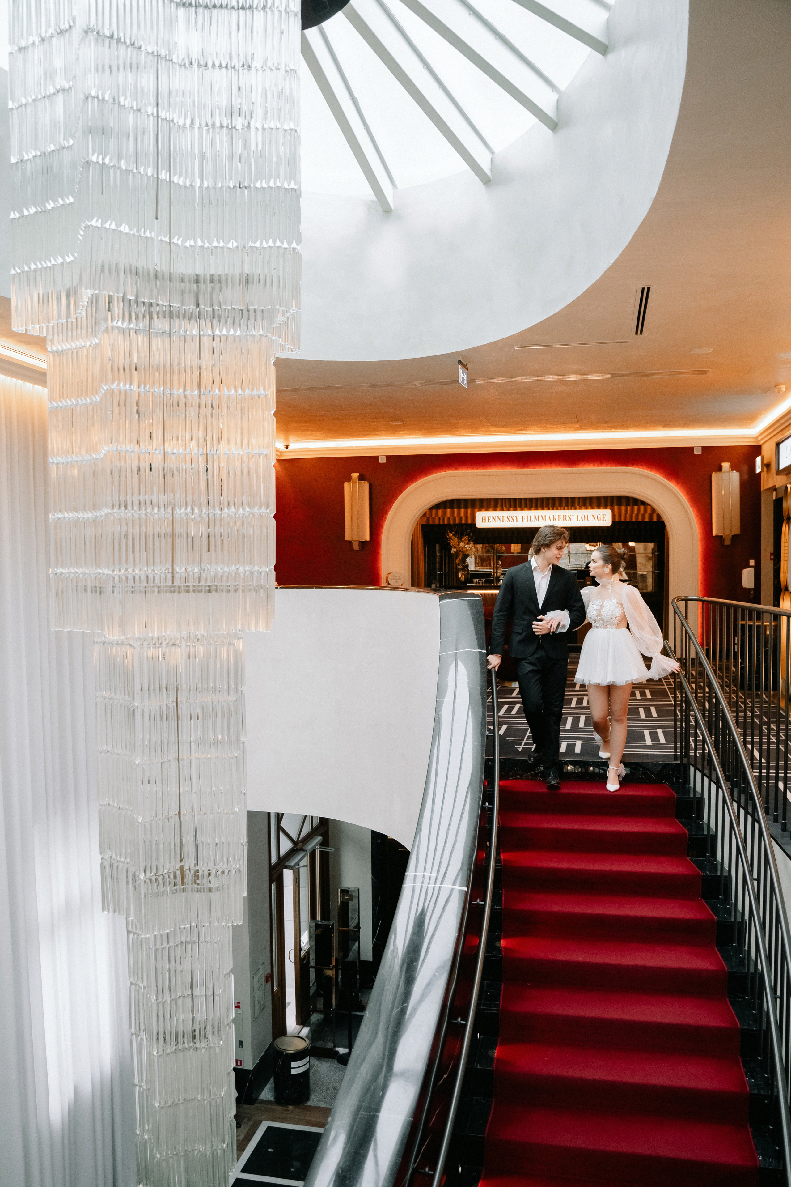 АРХИВ Ирина и Игорь: романтика в кинотеатре ХУДОЖЕСТВЕННЫЙ. Свадебный фотограф Москва