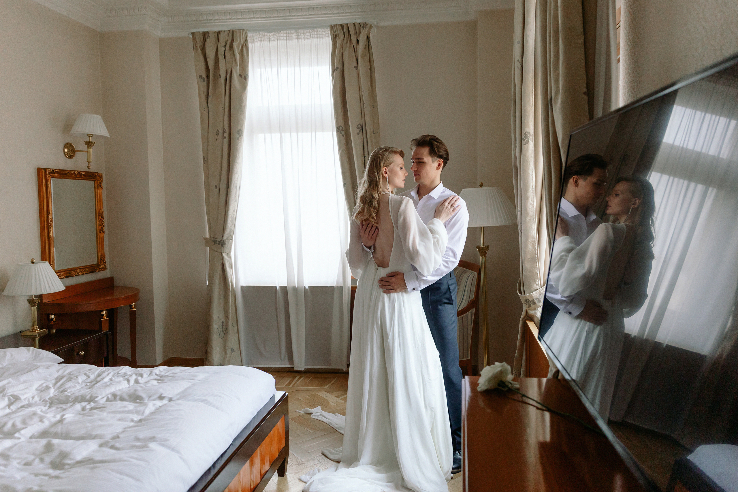 Никита и Мария: отель Хилтон Ленинградская. Свадебный фотограф Москва