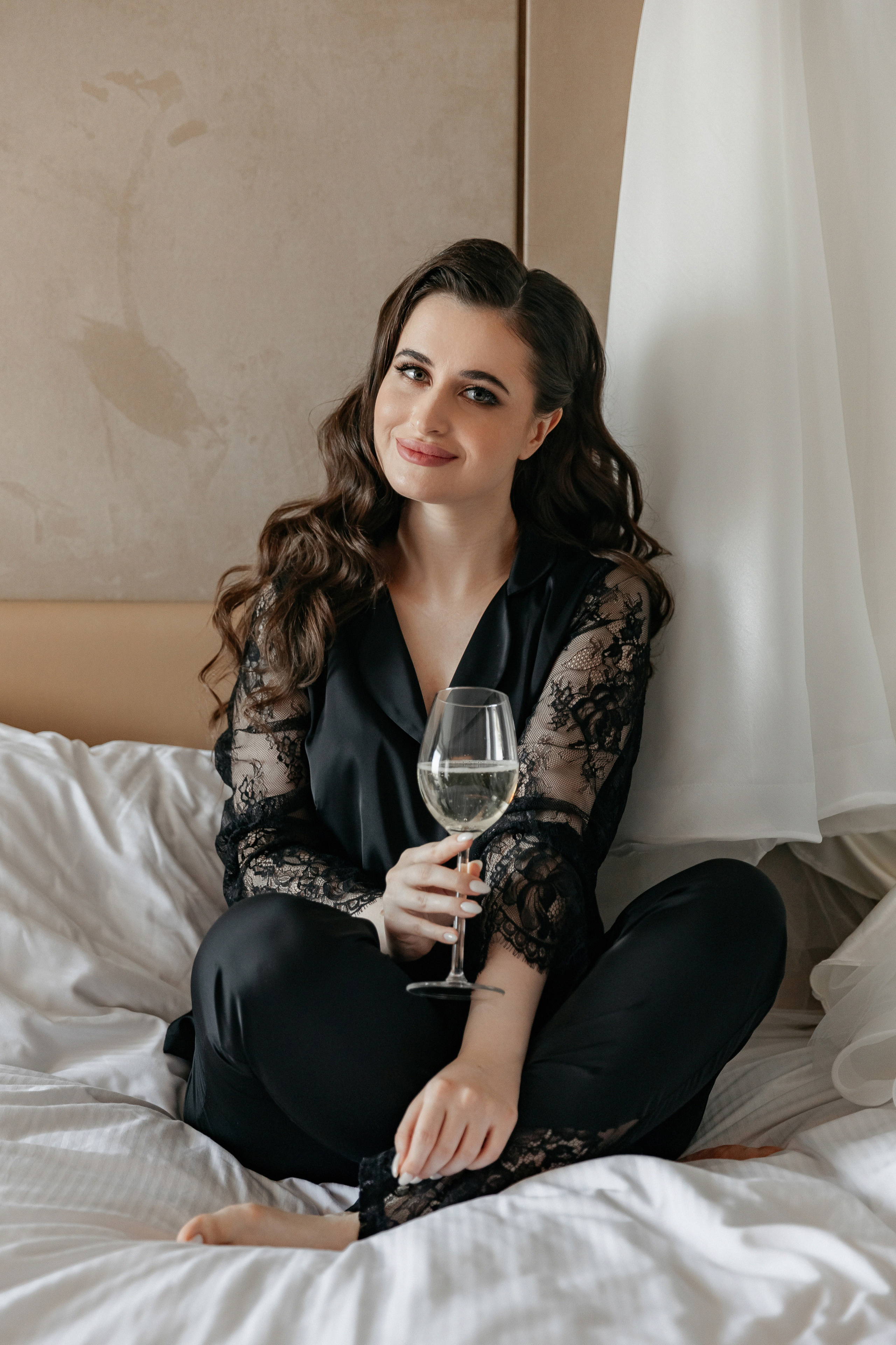 АРХИВ Ангелина и Денис: Отель Мовенпик, Аптекарский огород, ресторан Гусятникофф. Свадебный фотограф Москва