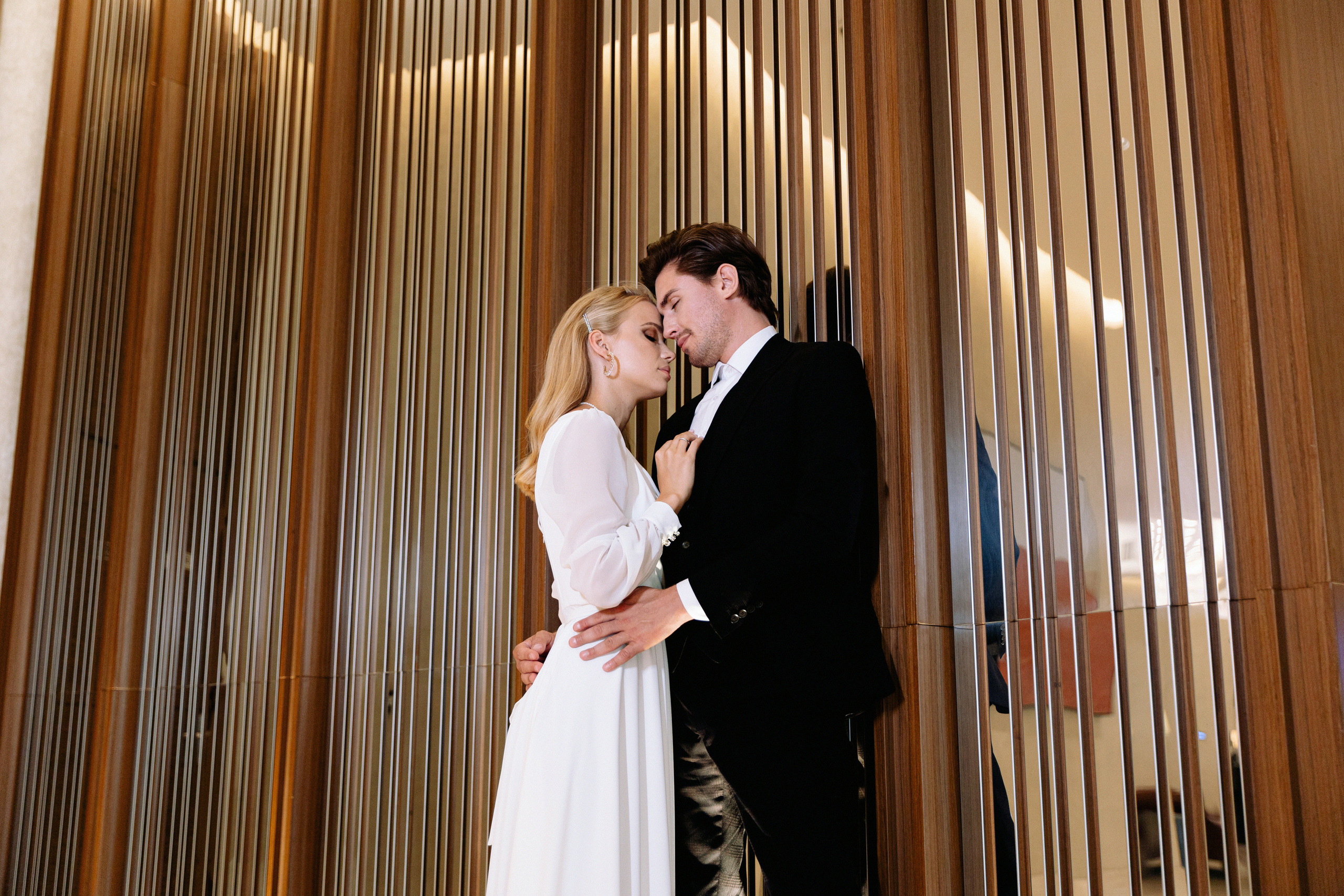 Елена и Адам в самом свадебном отеле ХАЯТ. Свадебный фотограф Москва