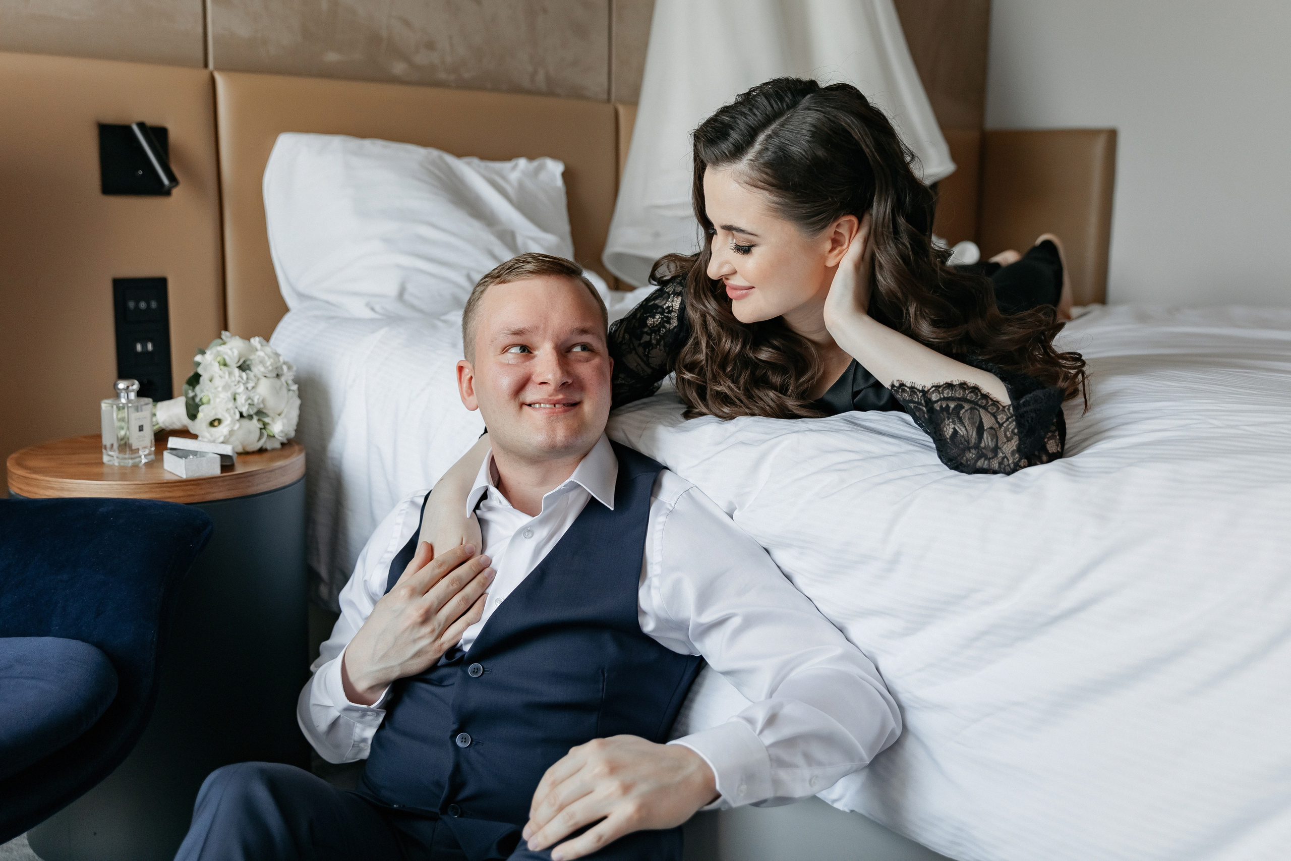 АРХИВ Ангелина и Денис: Отель Мовенпик, Аптекарский огород, ресторан Гусятникофф. Свадебный фотограф Москва