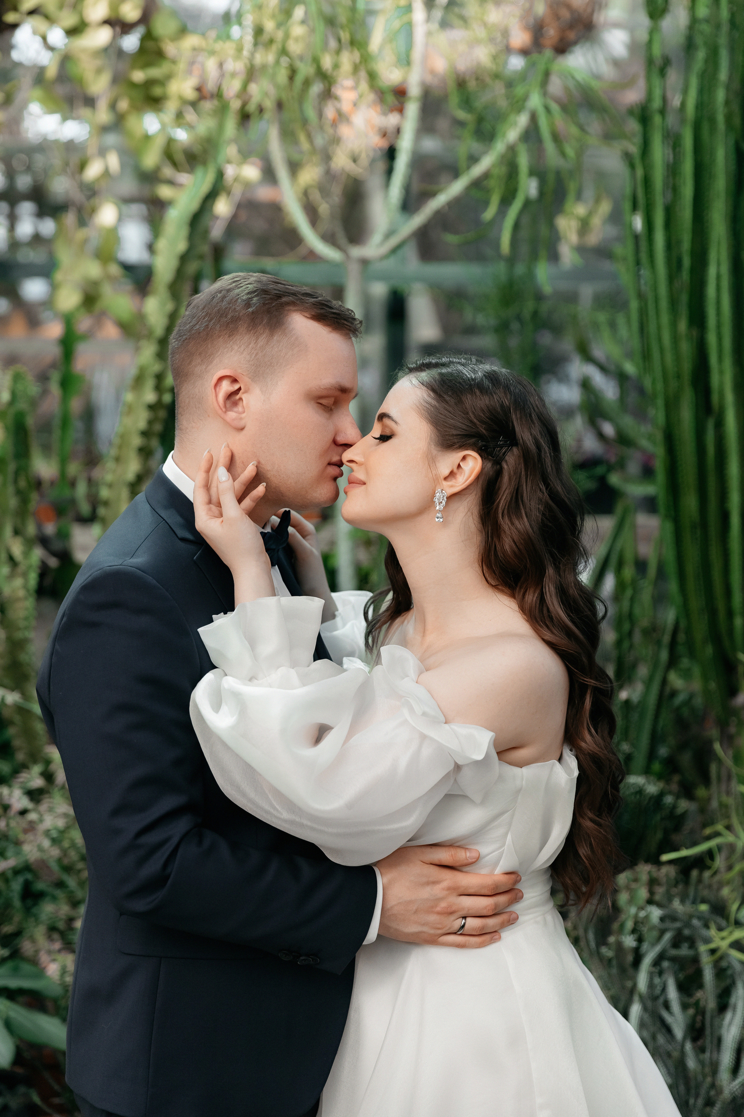 АРХИВ Ангелина и Денис: Отель Мовенпик, Аптекарский огород, ресторан Гусятникофф. Свадебный фотограф Москва