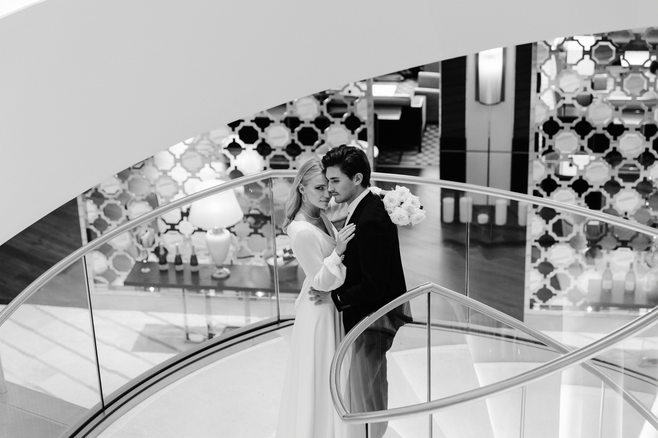 Елена и Адам в самом свадебном отеле ХАЯТ. Свадебный фотограф Москва