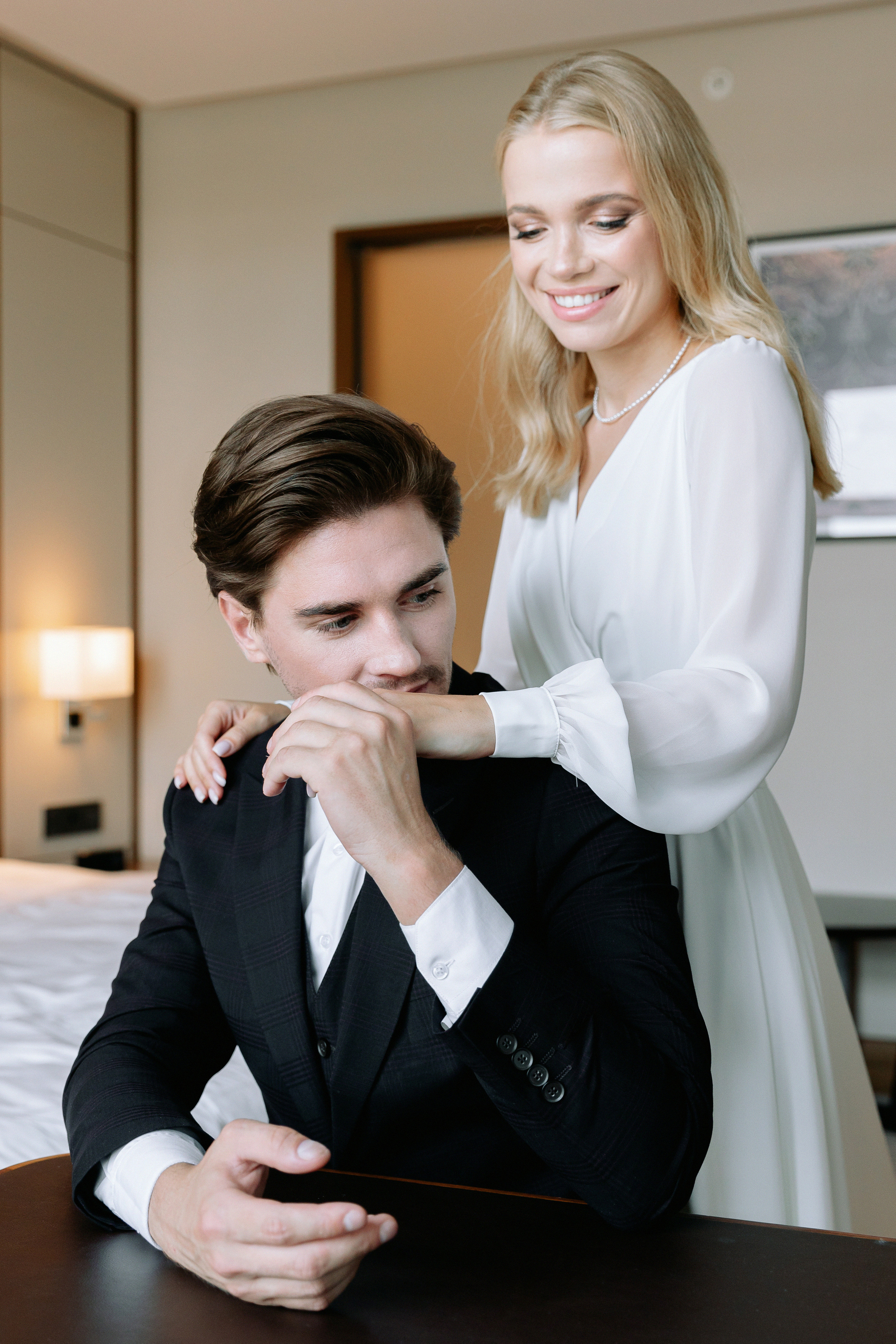 Елена и Адам в самом свадебном отеле ХАЯТ. Свадебный фотограф Москва