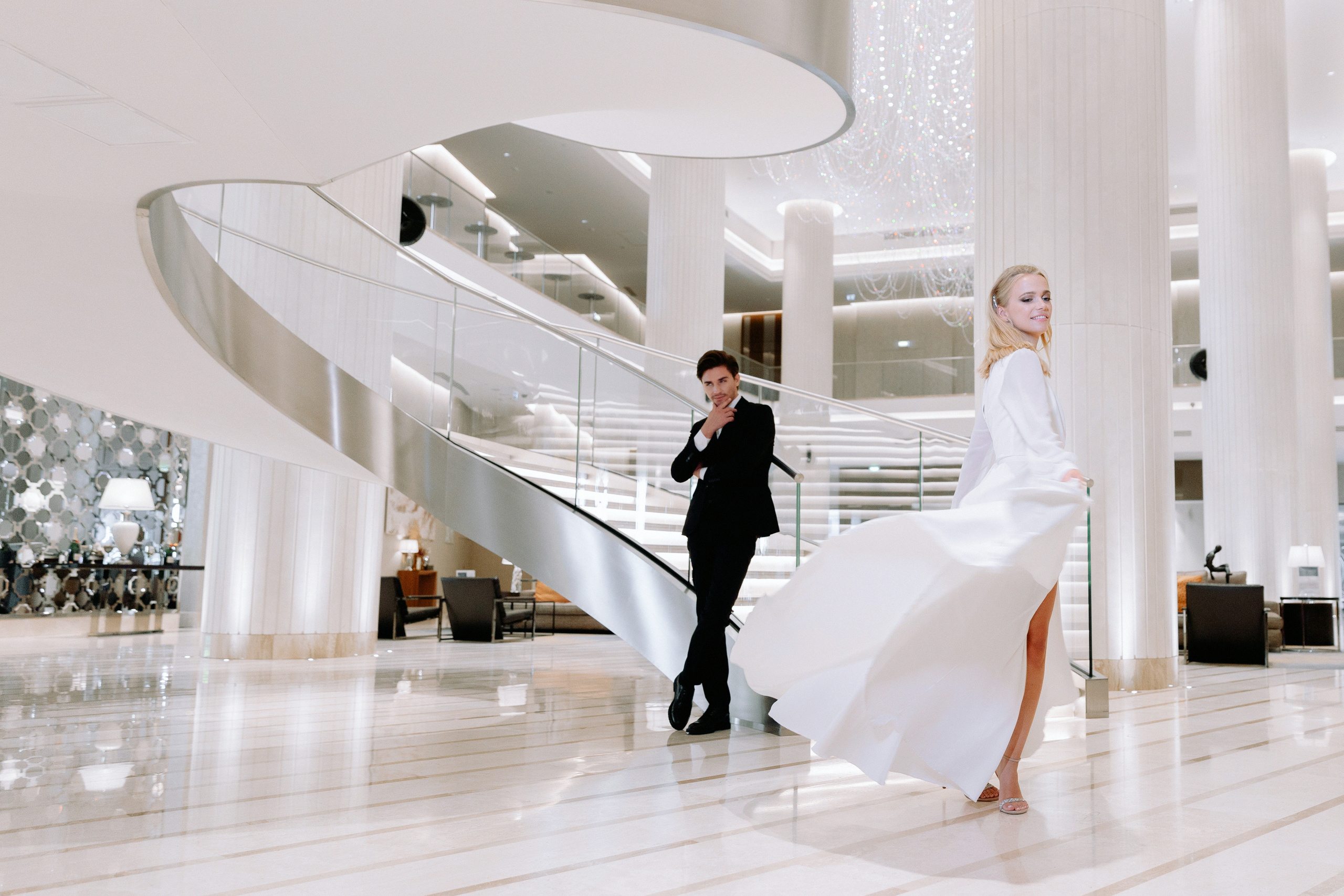 Елена и Адам в самом свадебном отеле ХАЯТ. Свадебный фотограф Москва