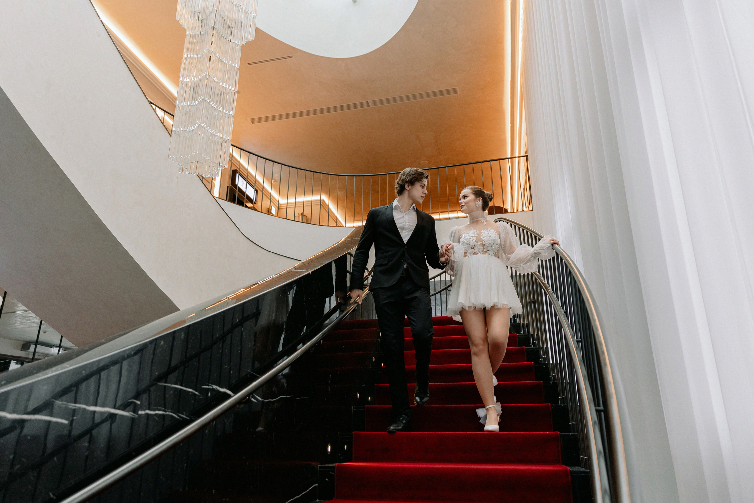 АРХИВ Ирина и Игорь: романтика в кинотеатре ХУДОЖЕСТВЕННЫЙ. Свадебный фотограф Москва