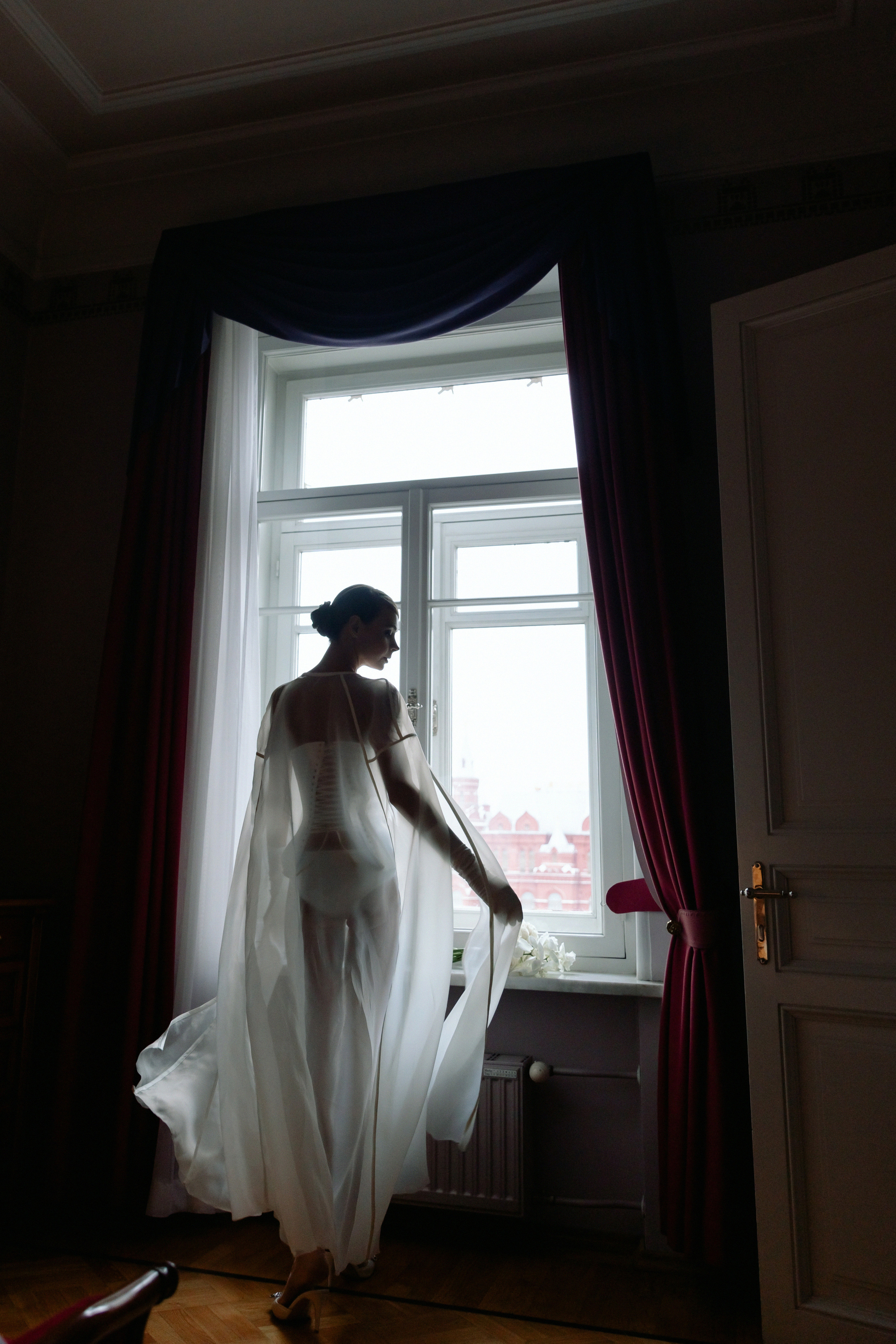 Роберт и Луиза: свадебный день в отеле НАЦИОНАЛЬ. Свадебный фотограф Москва