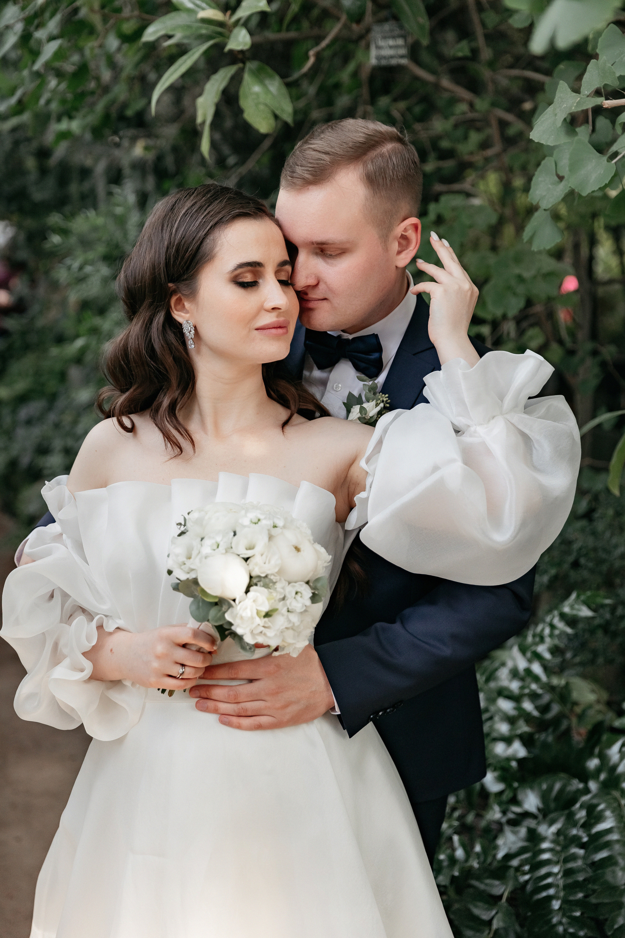 АРХИВ Ангелина и Денис: Отель Мовенпик, Аптекарский огород, ресторан Гусятникофф. Свадебный фотограф Москва