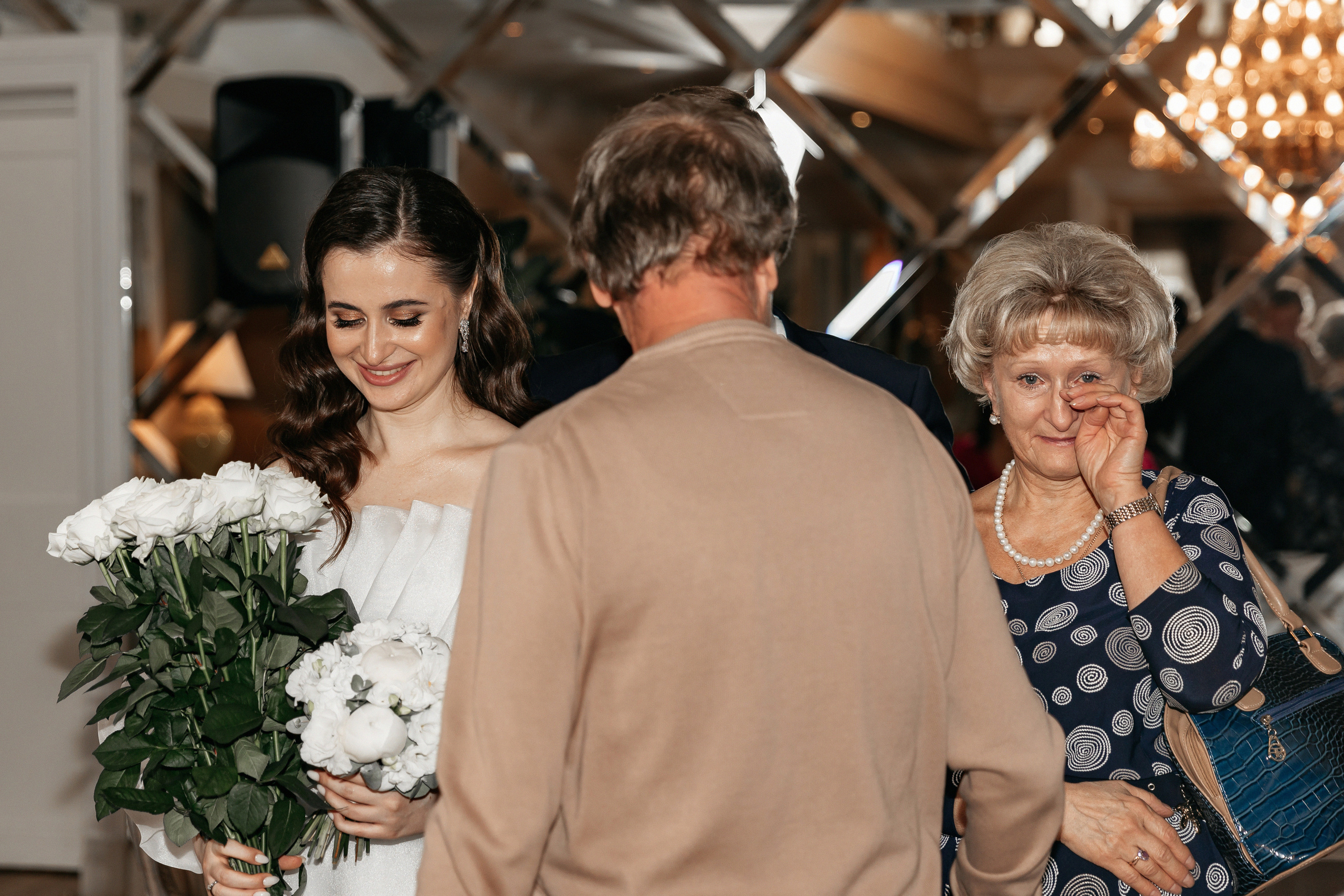 АРХИВ Ангелина и Денис: Отель Мовенпик, Аптекарский огород, ресторан Гусятникофф. Свадебный фотограф Москва