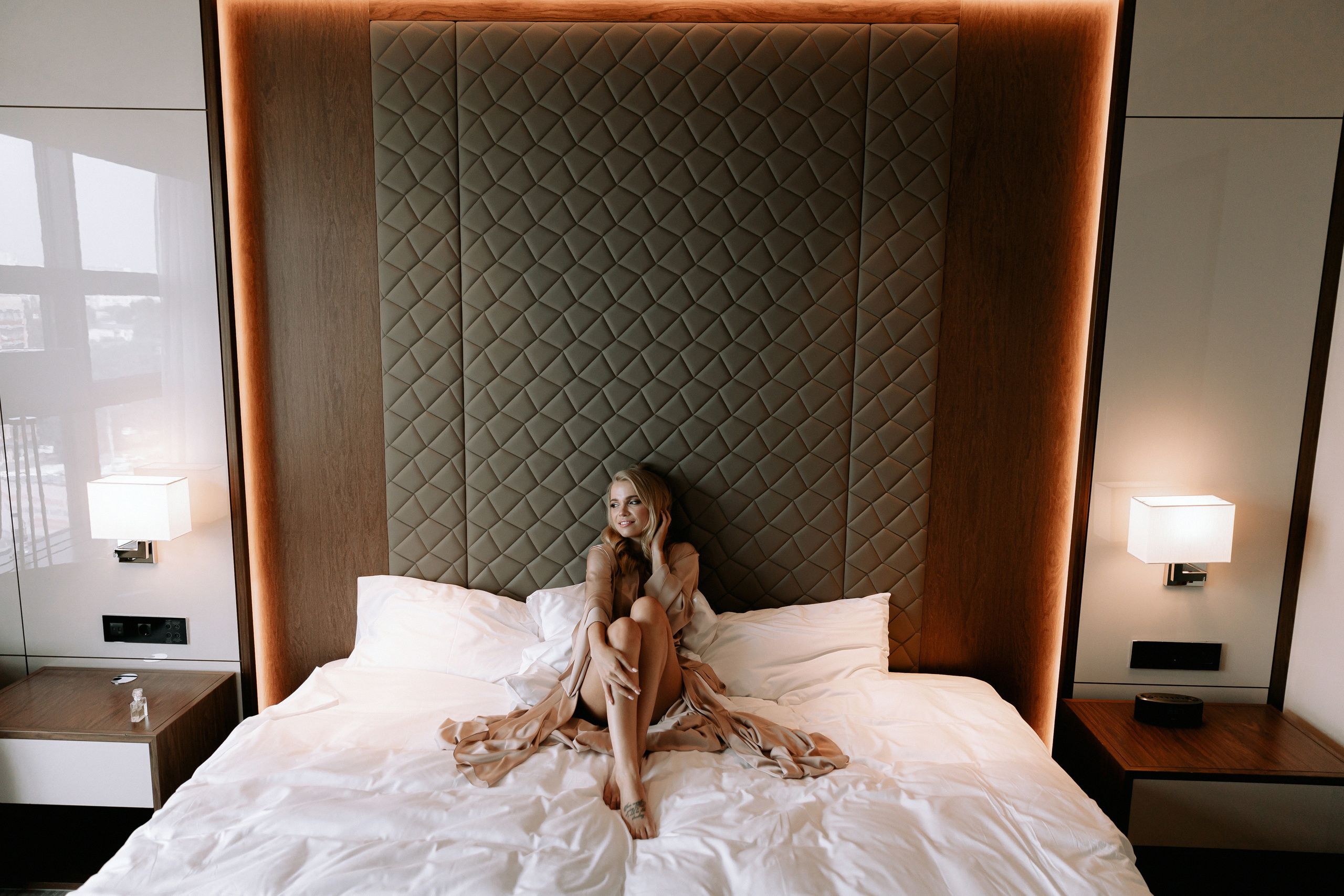 Елена и Адам в самом свадебном отеле ХАЯТ. Свадебный фотограф Москва