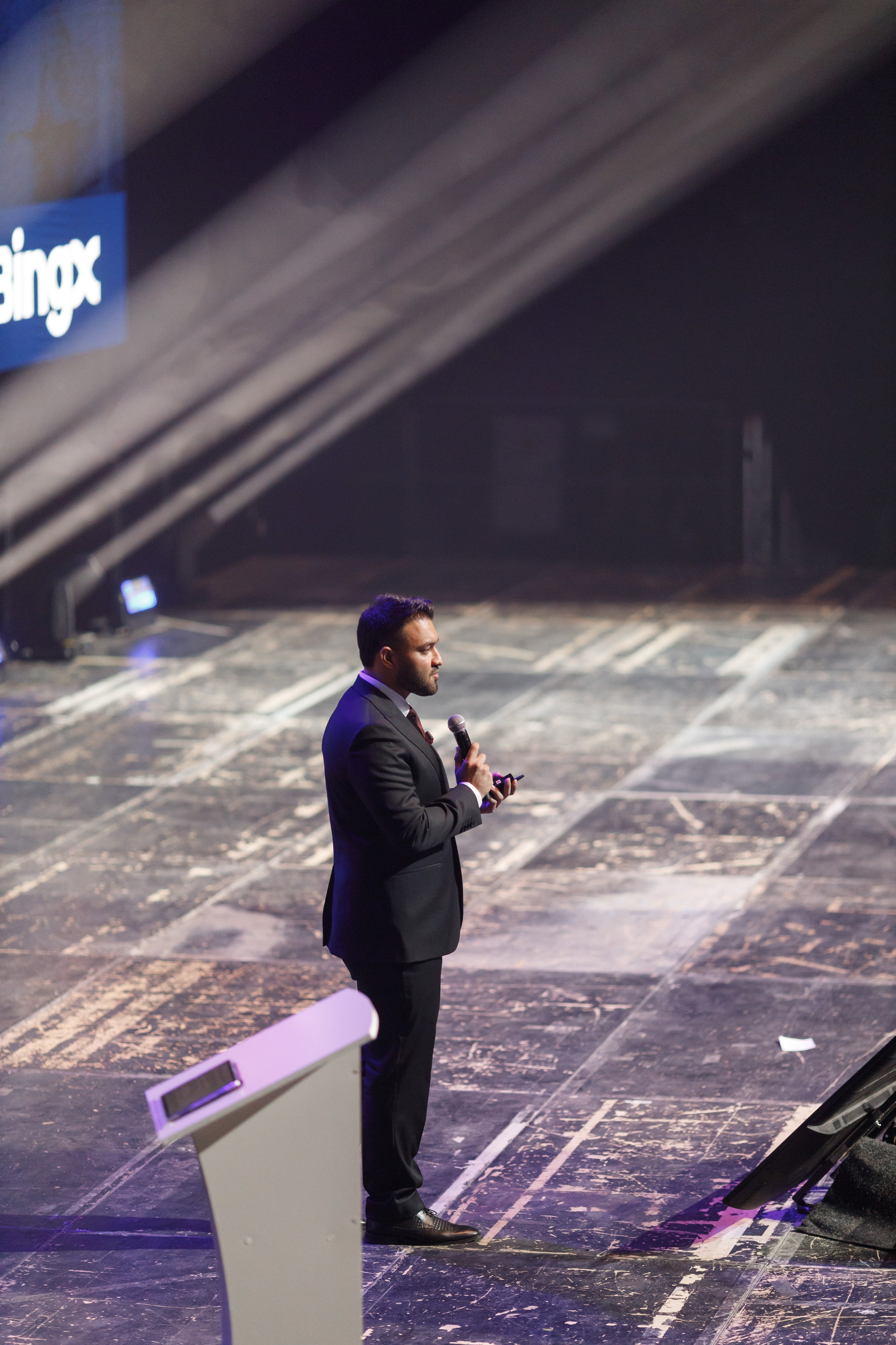 Crypto Summit 2025. Свадебный и репортажный фотограф (Москва, Королев и другие)