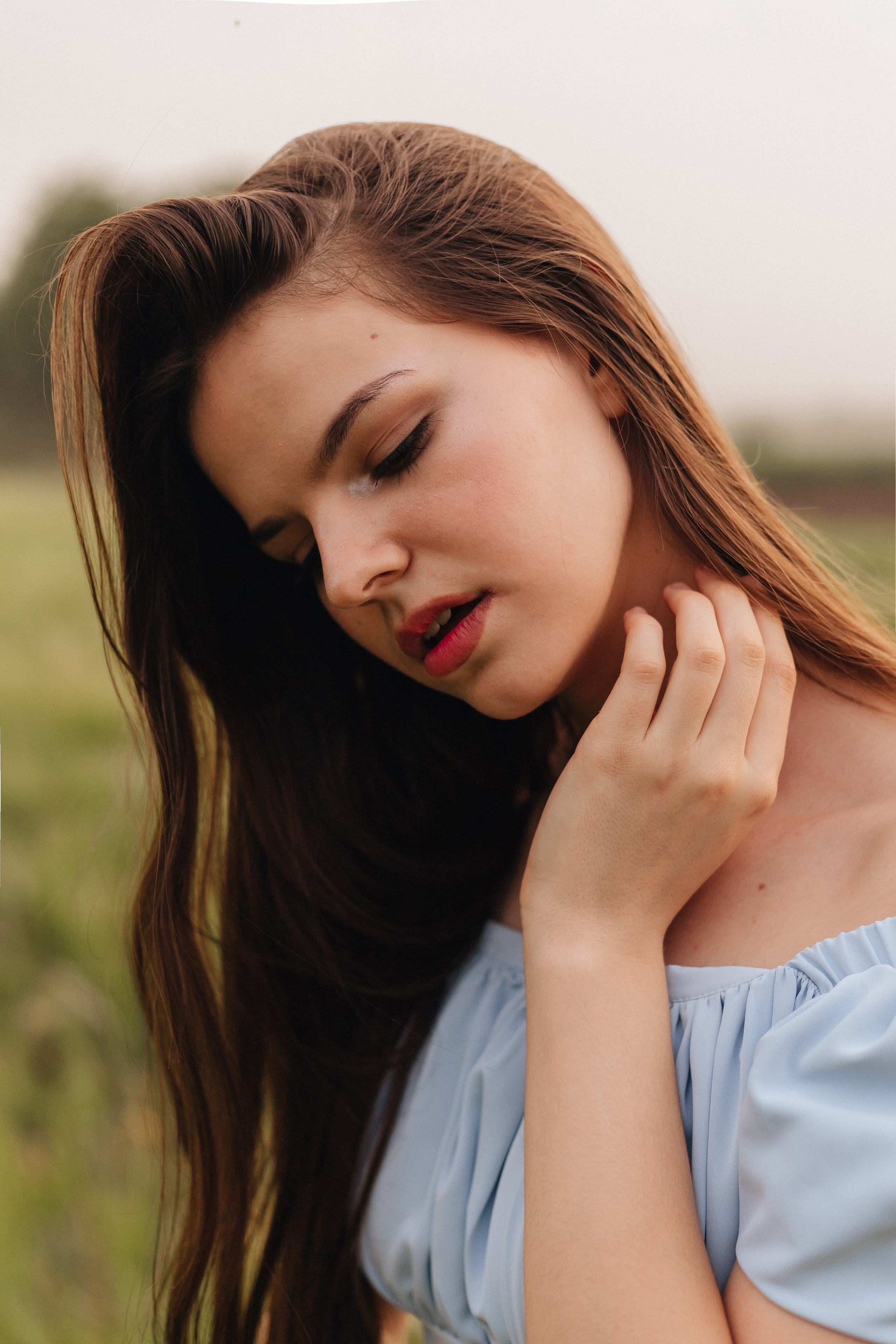 В полях. Фотограф Катя Весна