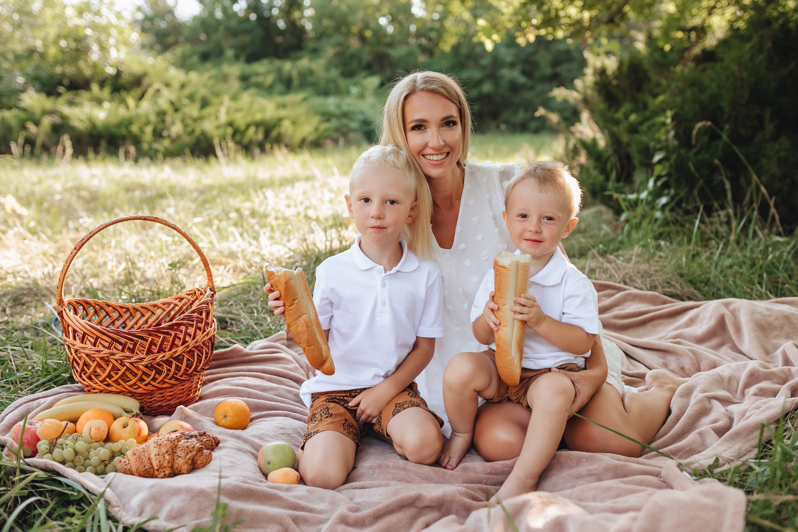 Пикник в лесу. Фотограф Катя Весна