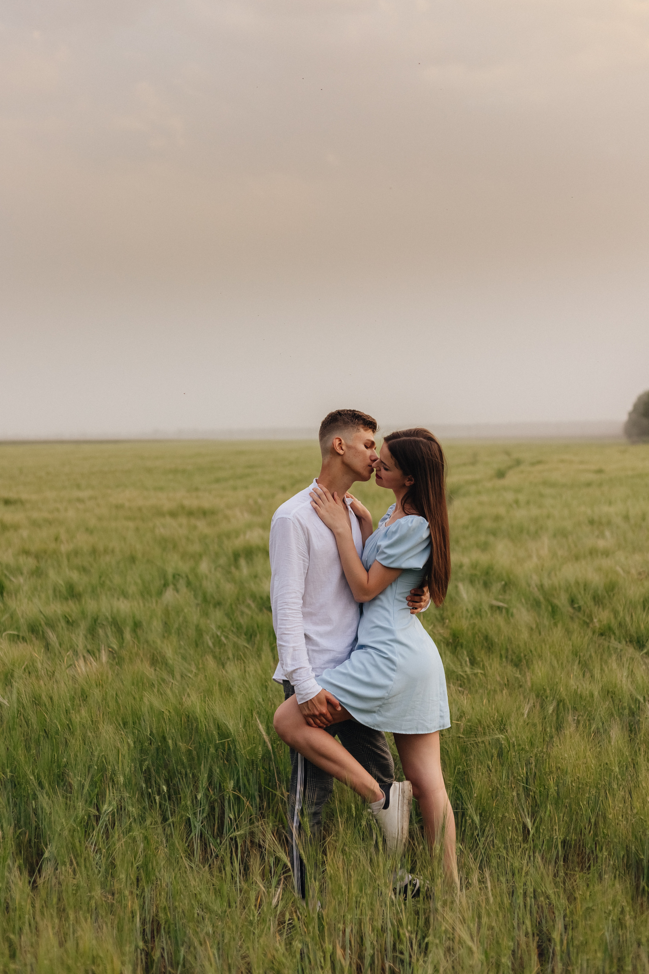 В полях. Фотограф Катя Весна