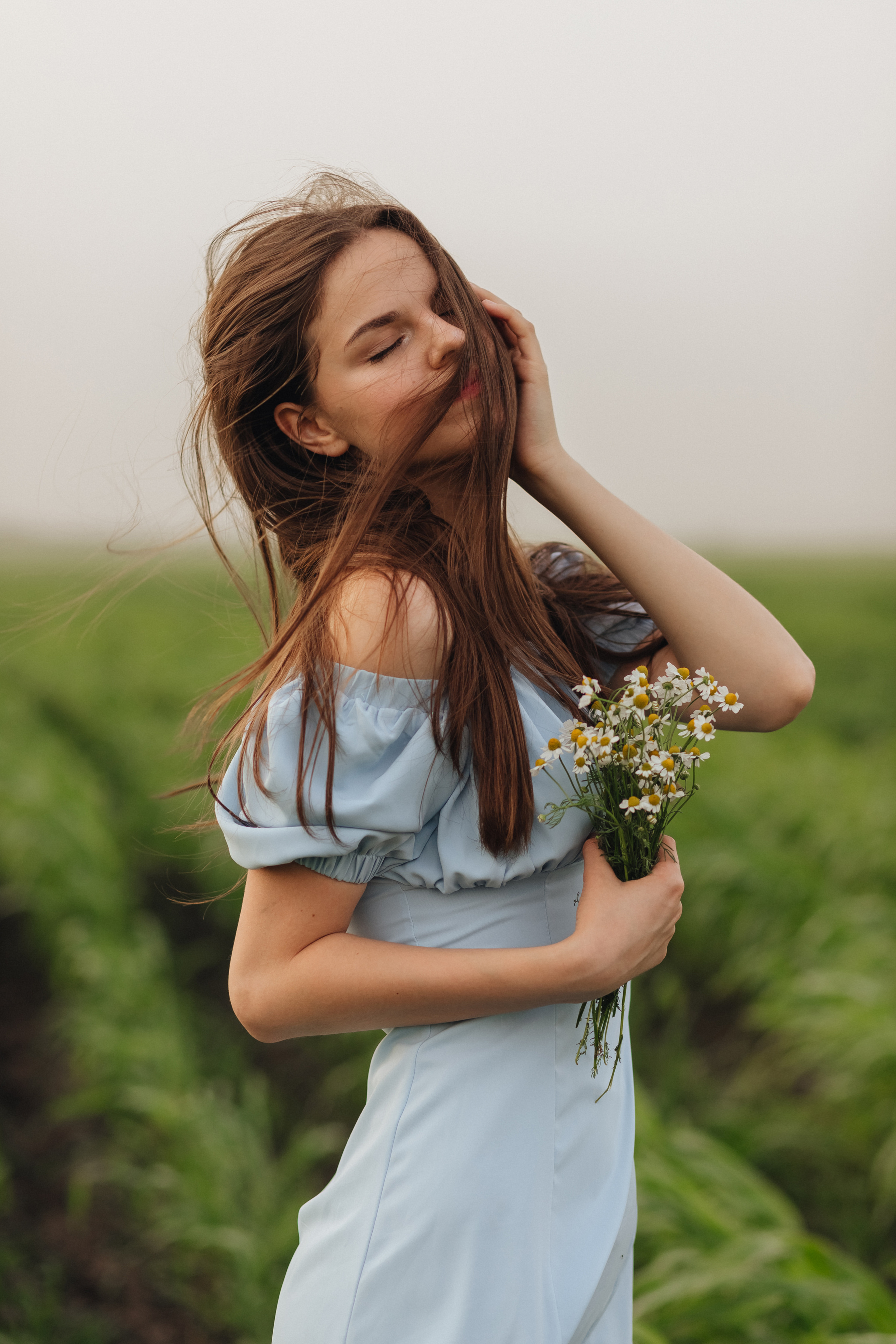 В полях. Фотограф Катя Весна