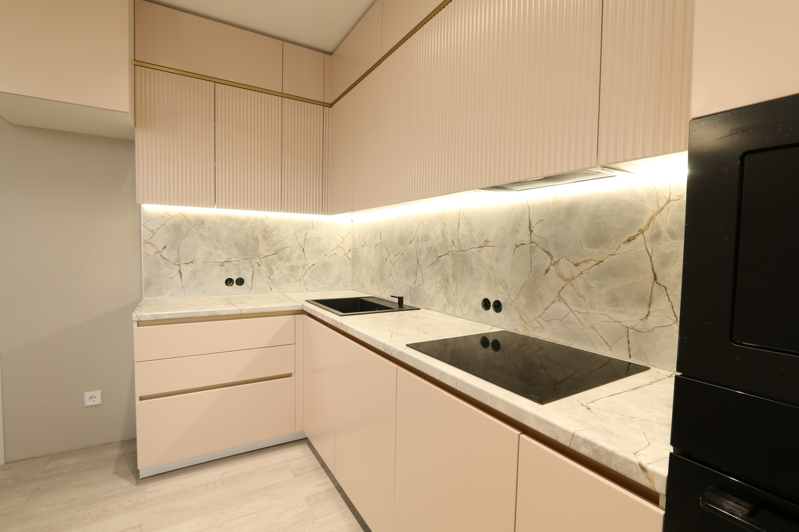 Ул. Гурьевская улица, 177/1. Мебельное ателье РАУМАН