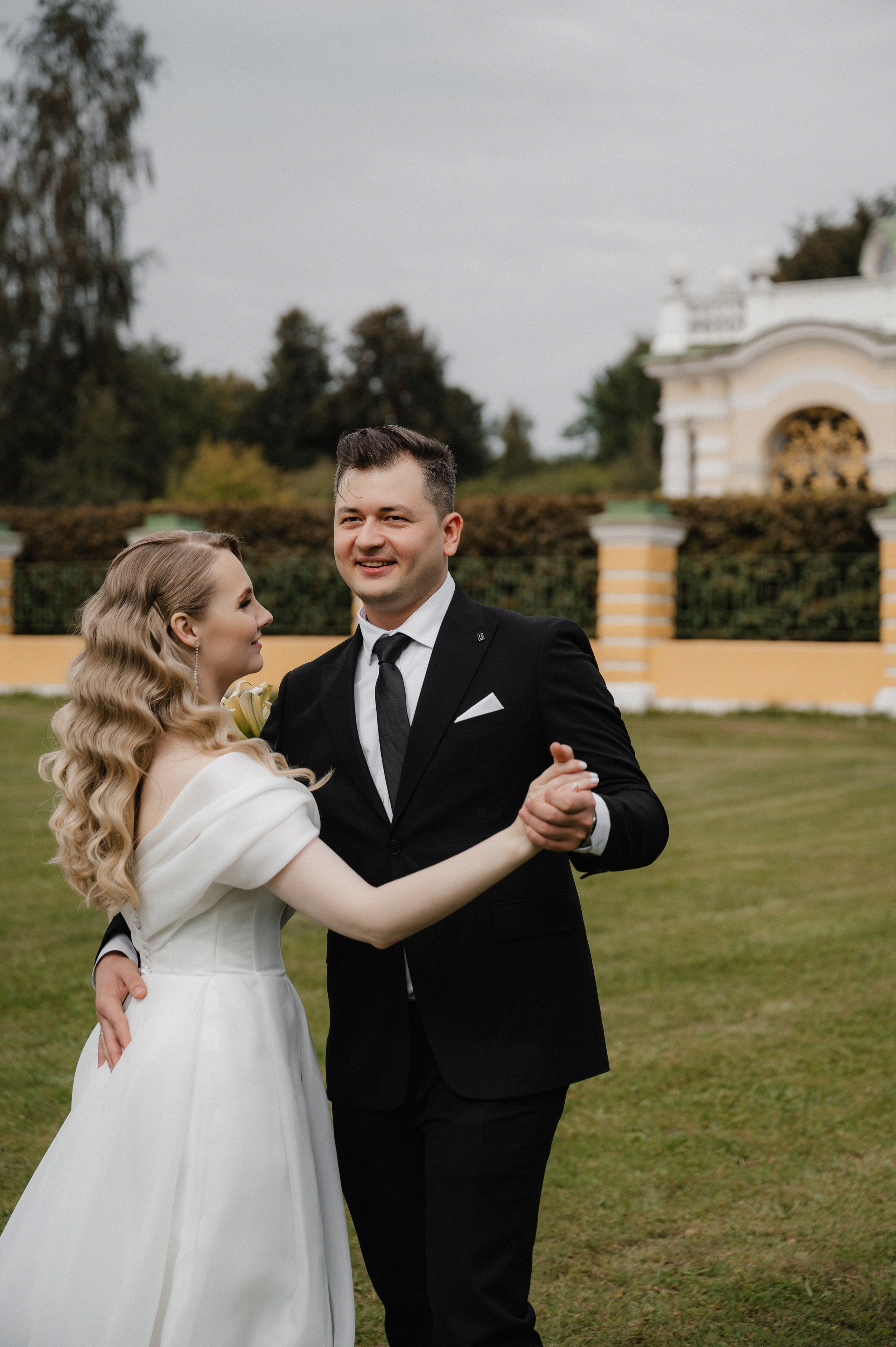 Илья и Ольга.Кусково. Свадебный фотограф Раменское-Москва