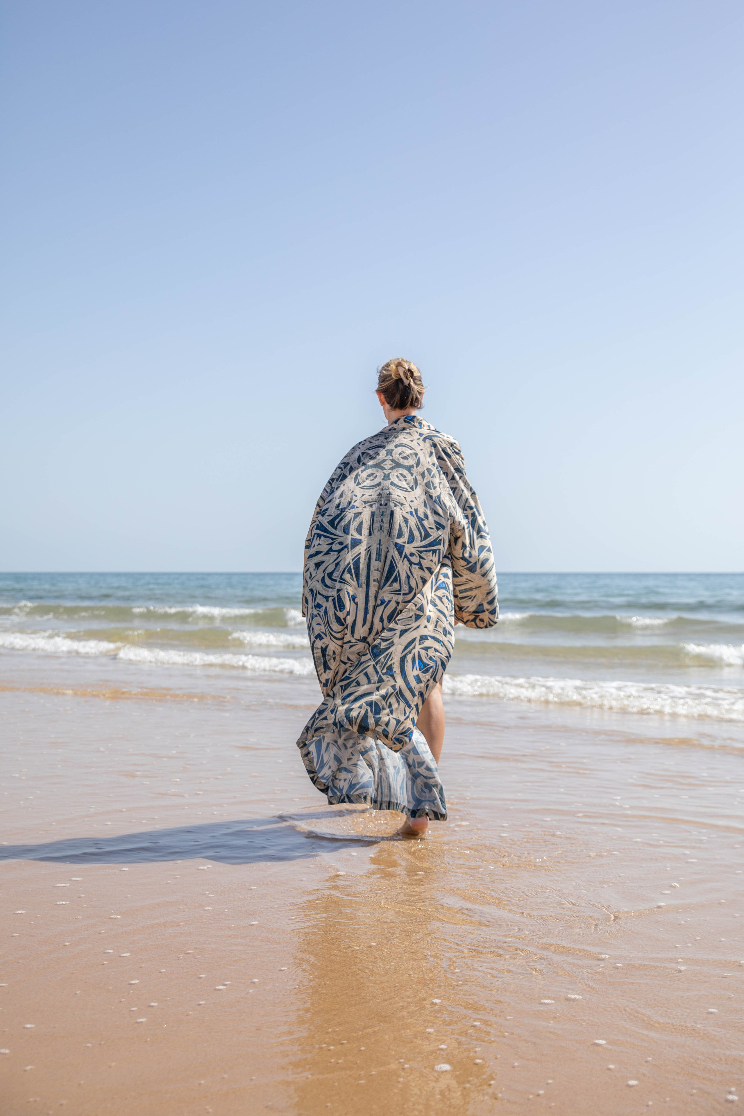 VAVA × Oksana Lomnova — A Creative Collaboration by the Ocean. Professional Photographer in Portugal. Oksana Lomnova