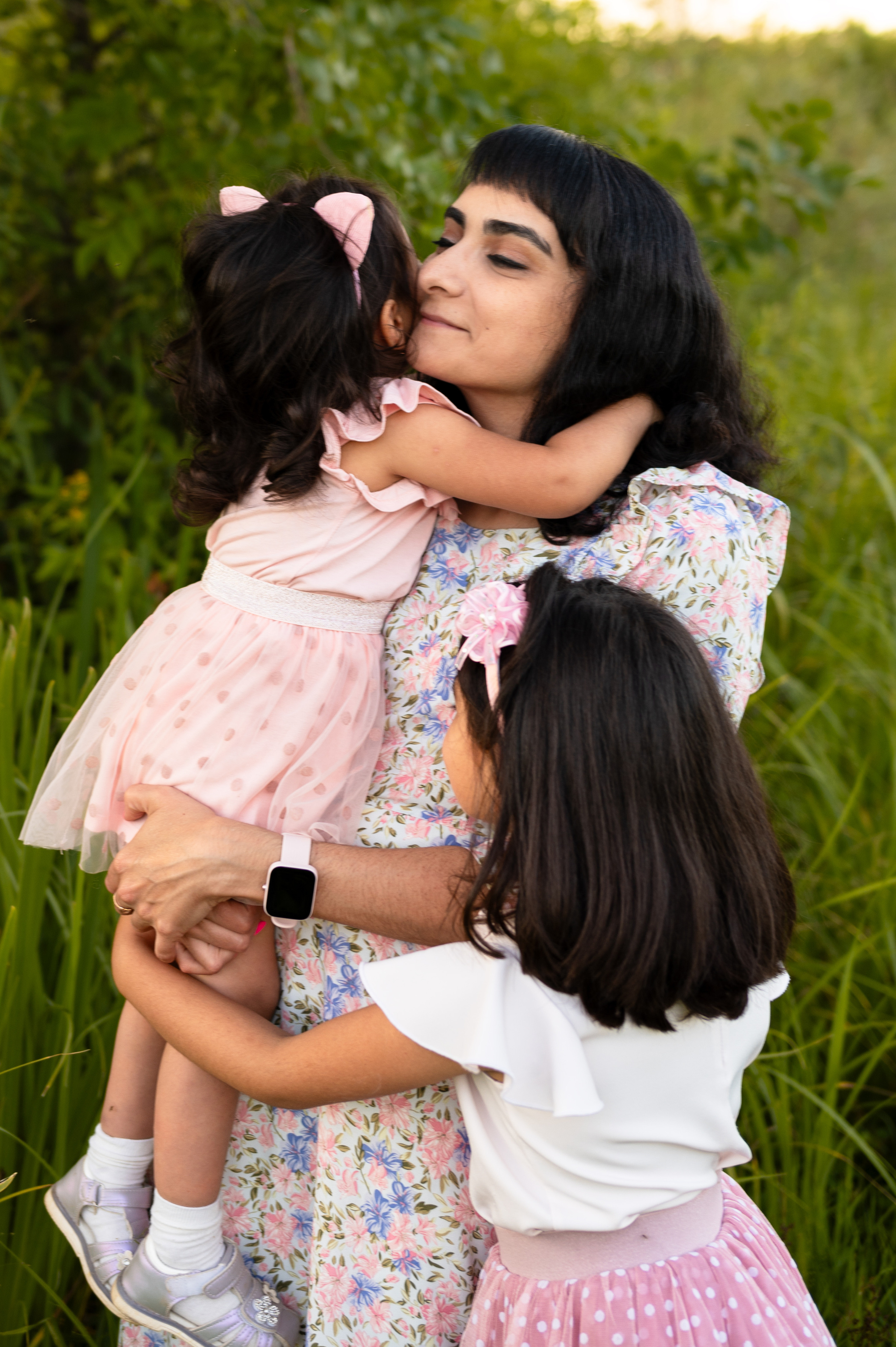 Севиндж, Амина и Амира. Главная