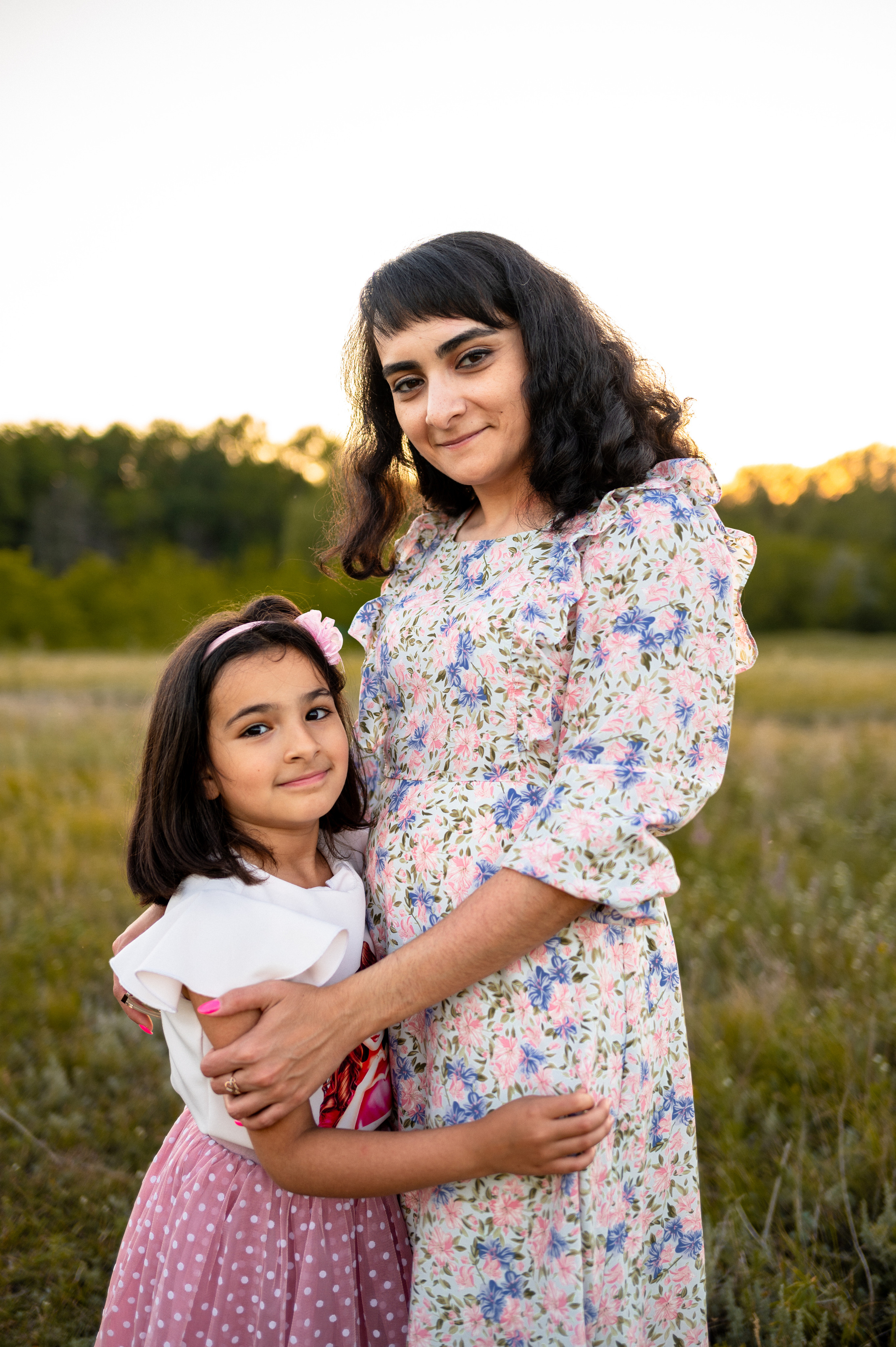 Севиндж, Амина и Амира. Главная