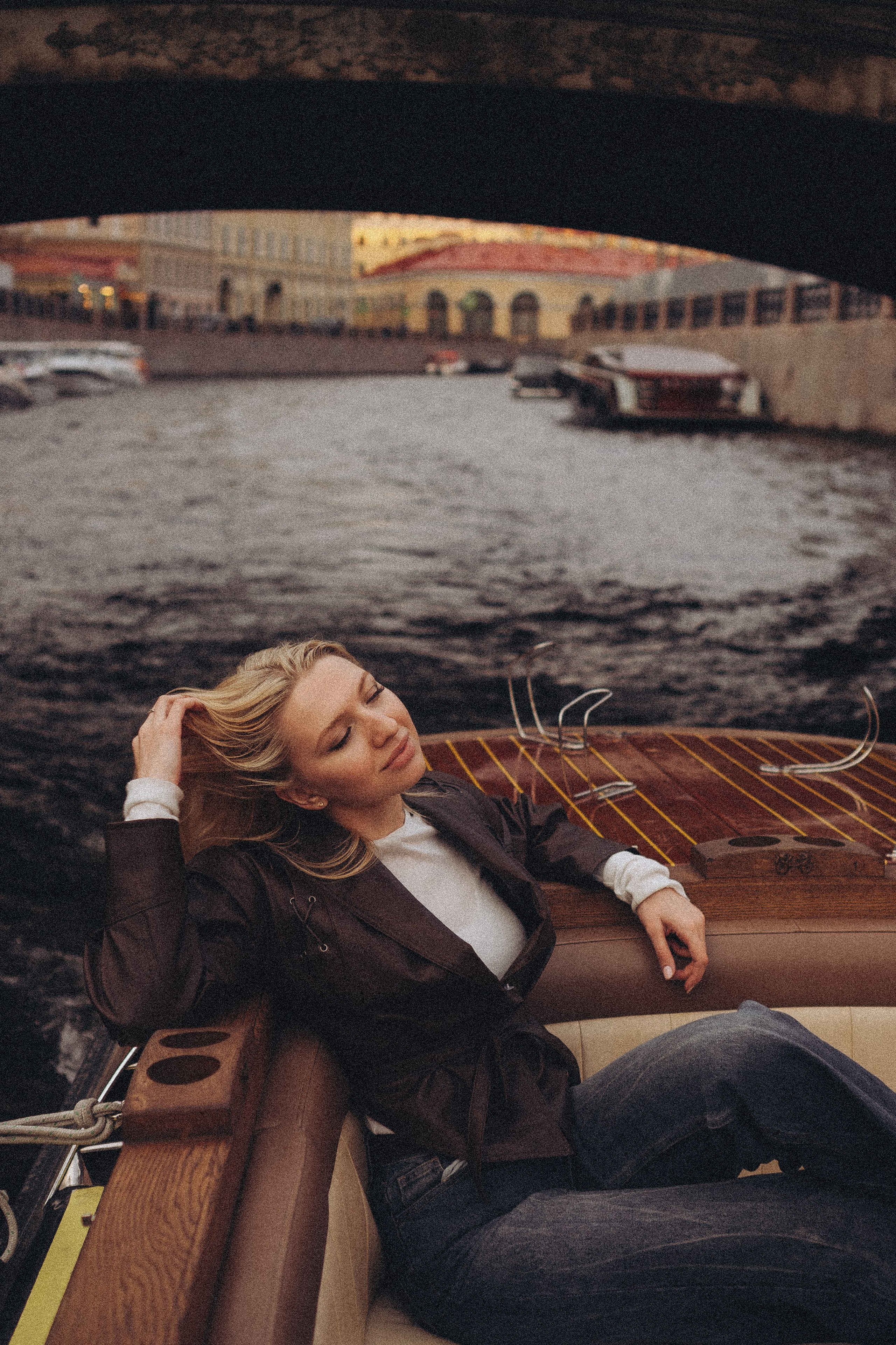 ДЕВУШКИ НА КАТЕРЕ. Профессиональный фотограф, Санкт-Петербург — Виктория Богомолова